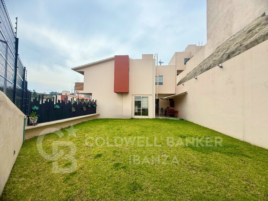 Atizapán de Zaragoza, Estado de méxico, 52989, Mexico, 3 Bedrooms Bedrooms, ,2 BathroomsBathrooms,Residential,For Sale,1924693