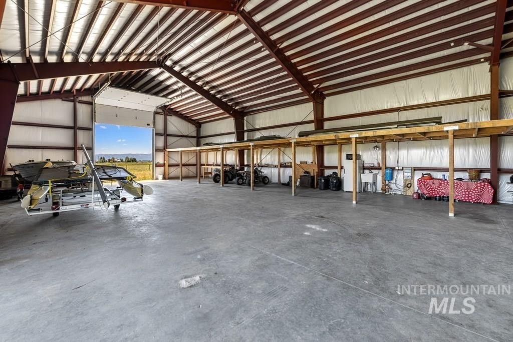 Donnelly, Idaho, 83615, United States, ,Residential,For Sale,1772260