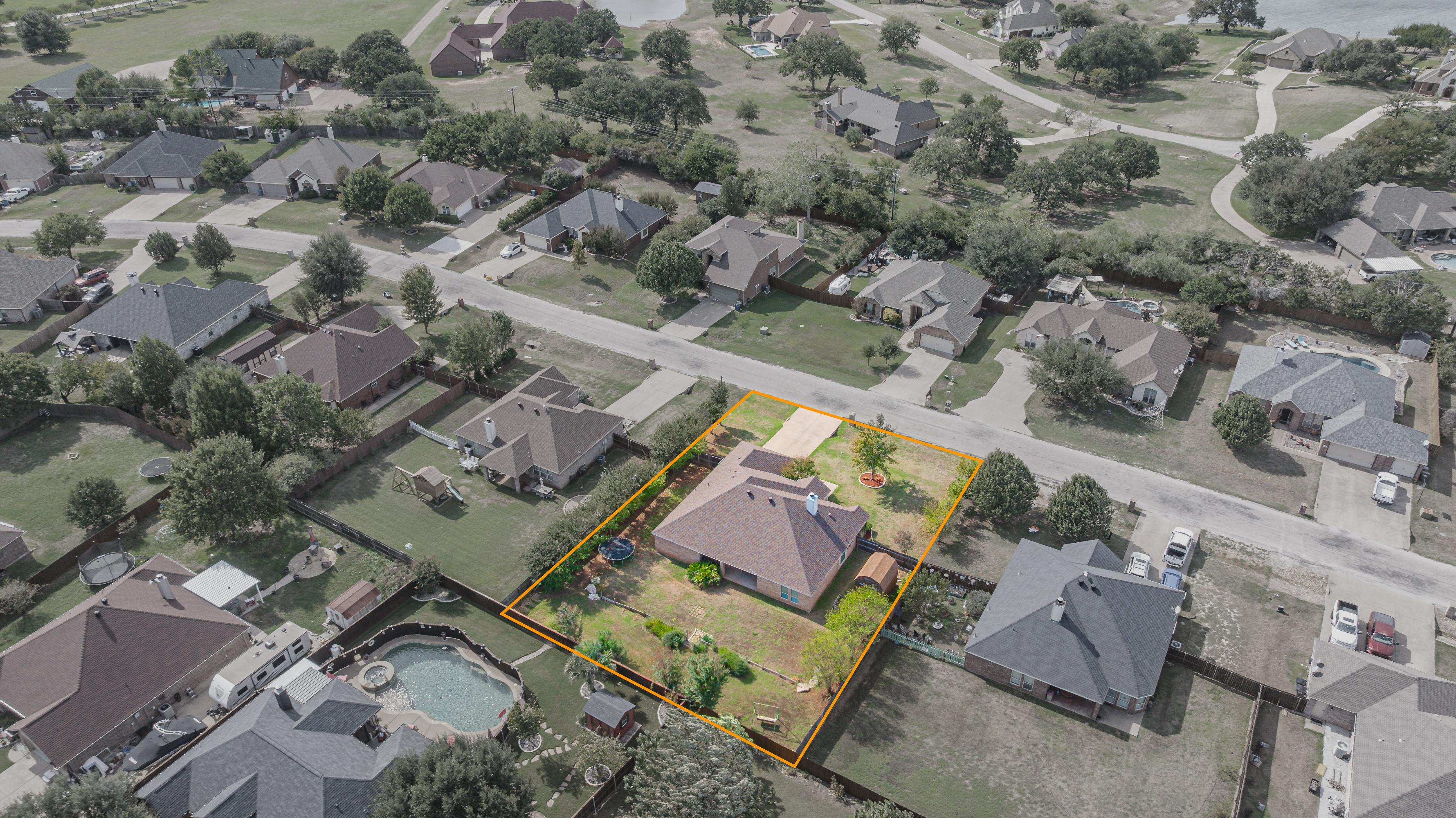  3128 Meandering Way, Granbury, TX, 76049 - 物件實景
