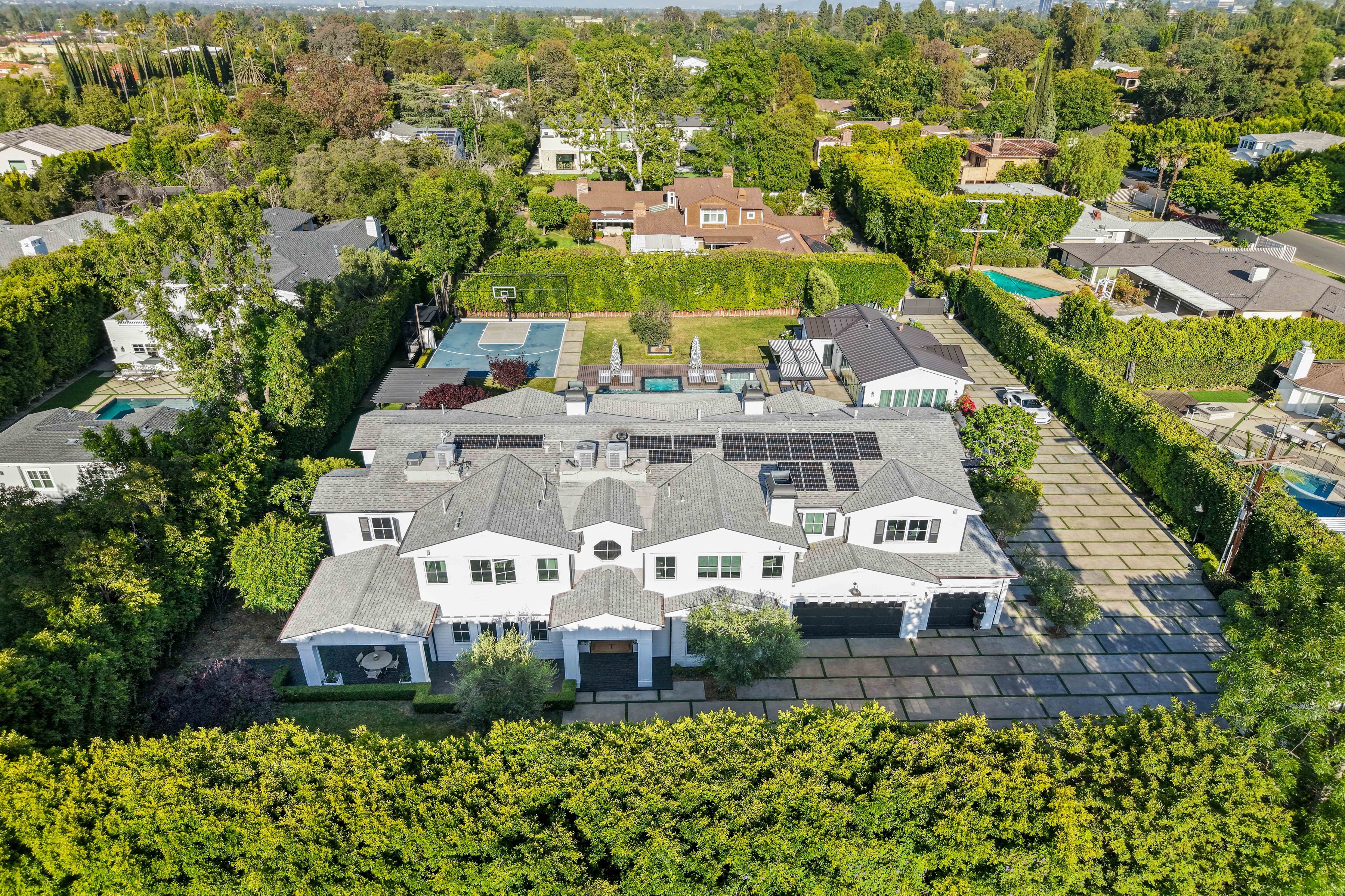  5342 Shoshone Avenue - 物件實景
