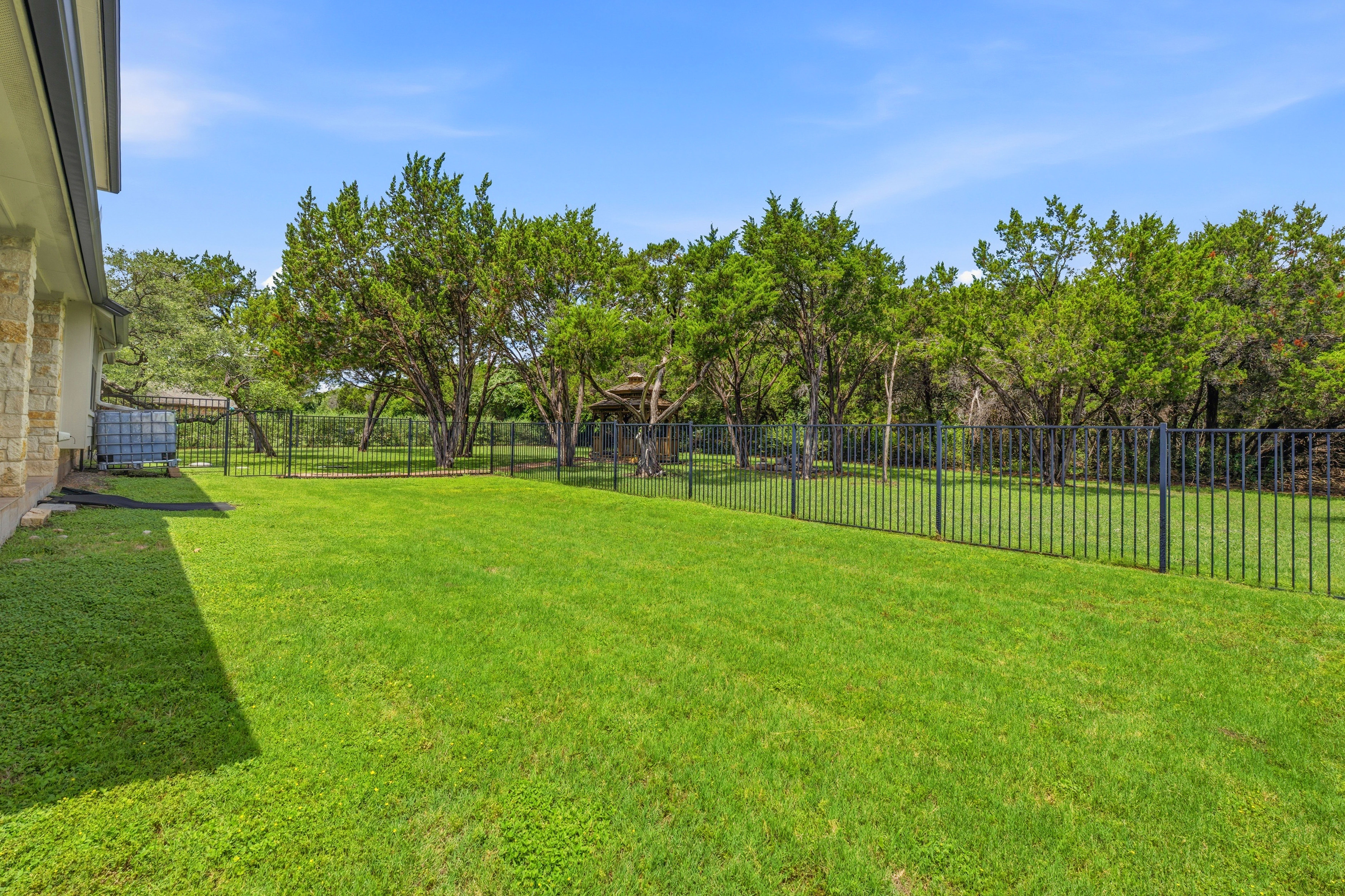  Exceptional Home, Exceptional Setting on 1 Acre - 物件實景