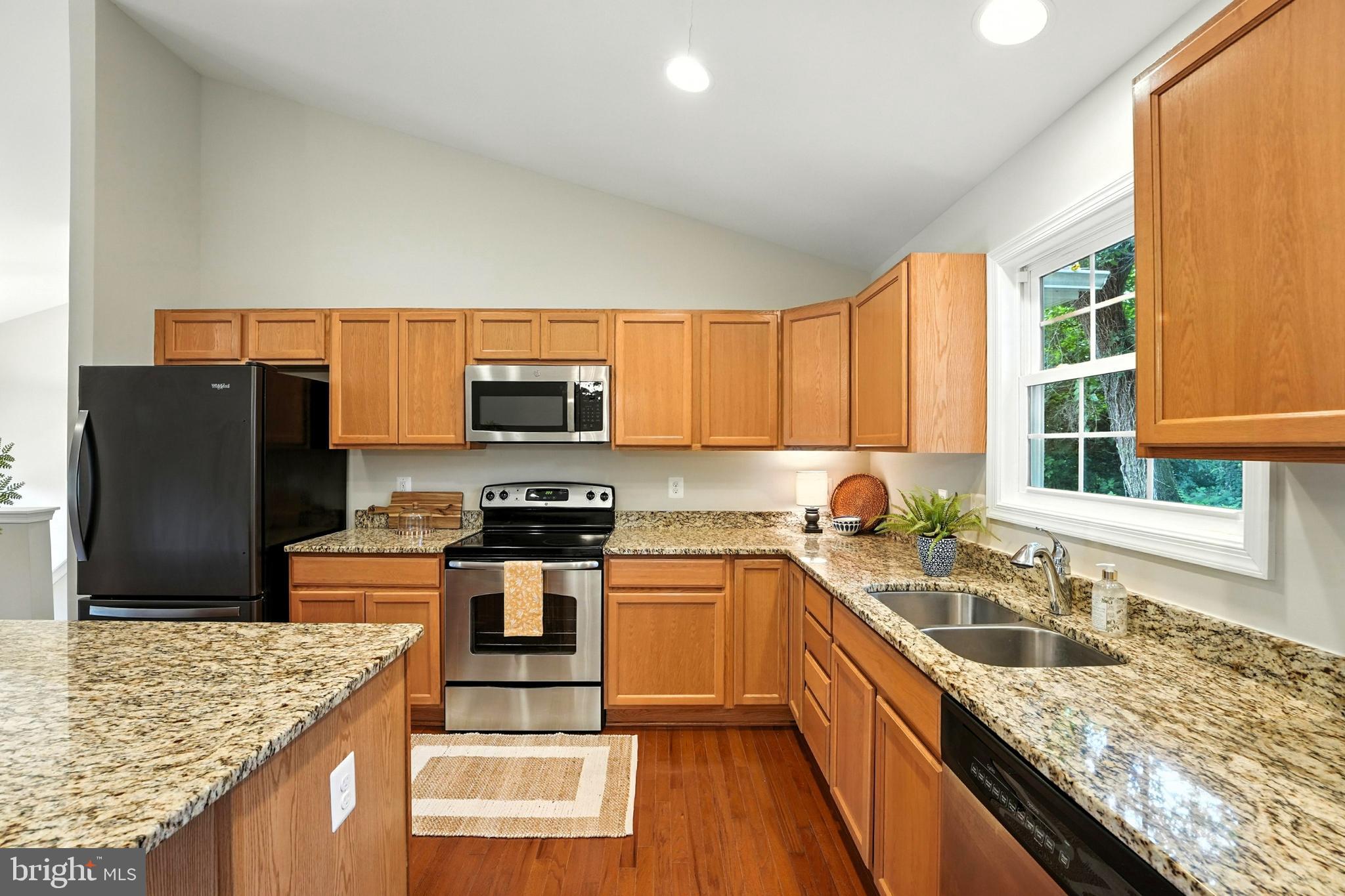 Warrenton, Virginia, 20186, United States, 3 Bedrooms Bedrooms, ,3 BathroomsBathrooms,Residential,For Sale,1930578