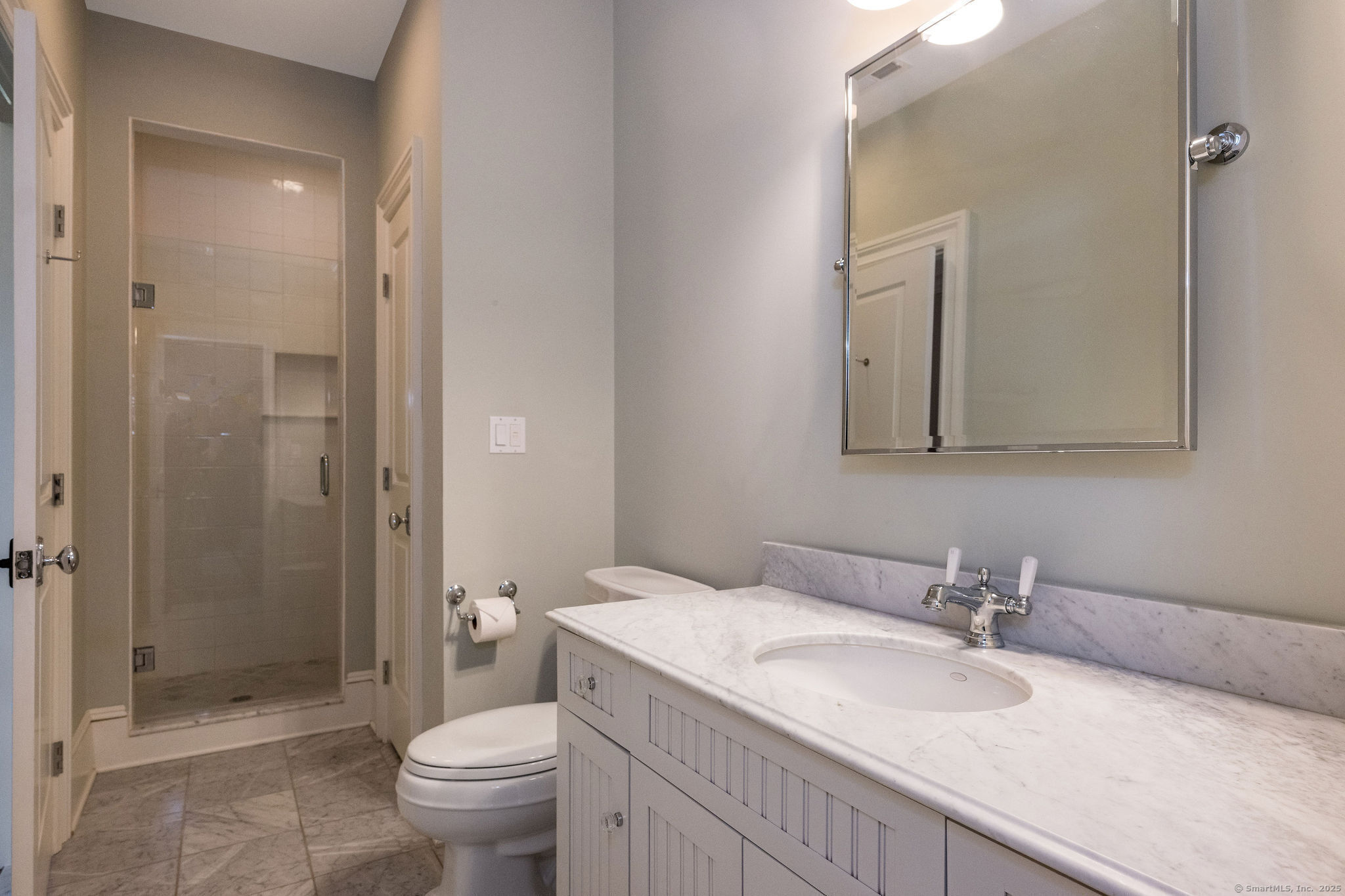 Madison, Connecticut, 06443, United States, 6 Bedrooms Bedrooms, ,5 BathroomsBathrooms,Residential,For Sale,1804612