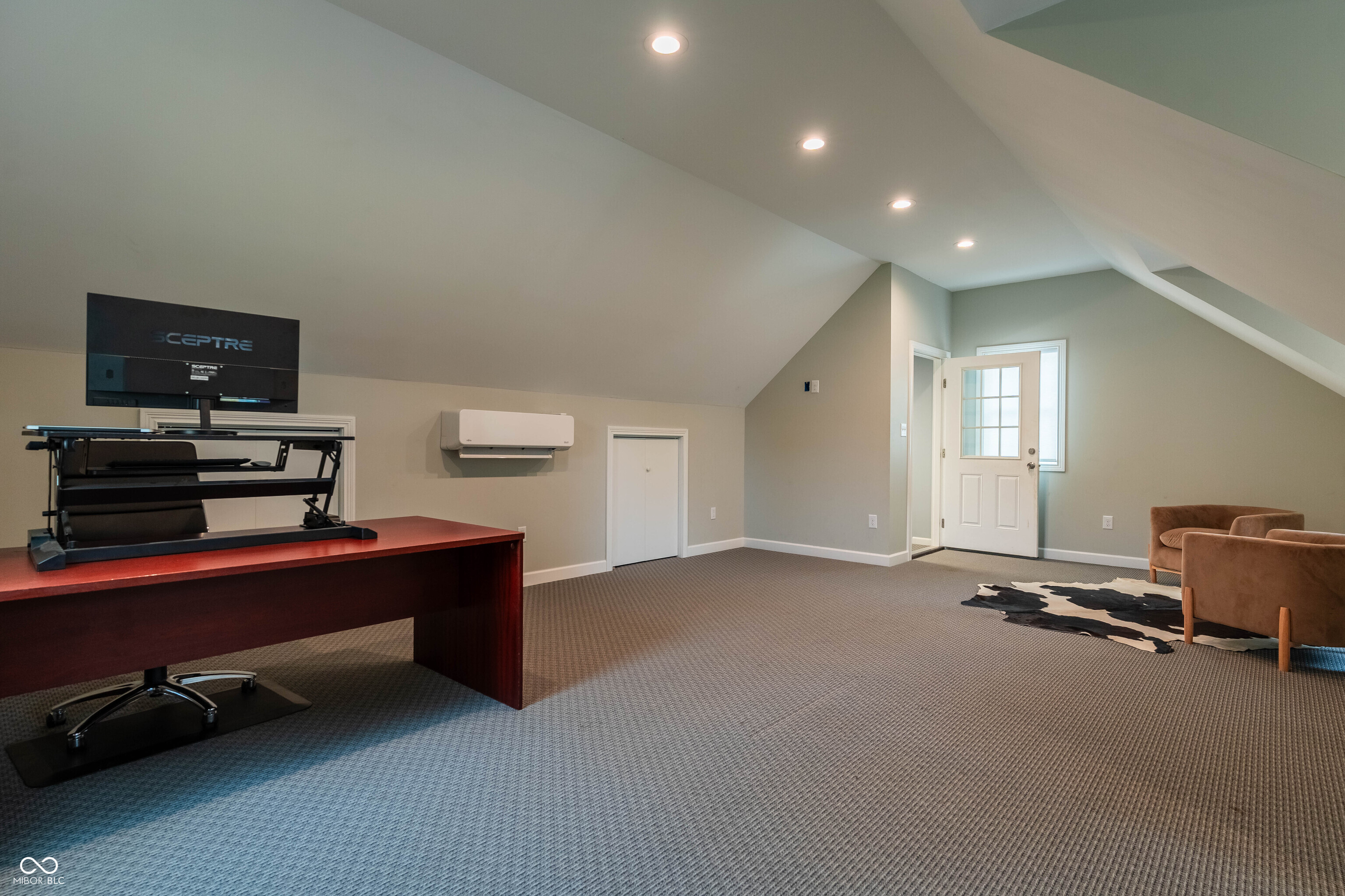 Indianapolis, Indiana, 46268, United States, 4 Bedrooms Bedrooms, ,2 BathroomsBathrooms,Residential,For Sale,1981741