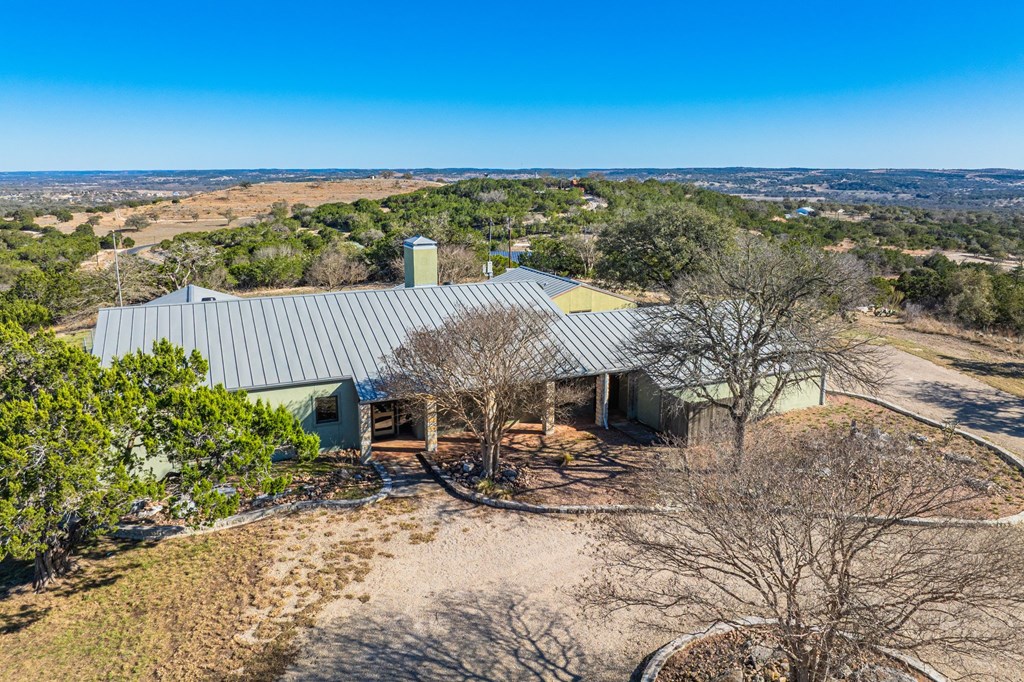 Kerrville, Texas, 78028, United States, 4 Bedrooms Bedrooms, ,5 BathroomsBathrooms,Residential,For Sale,1740072