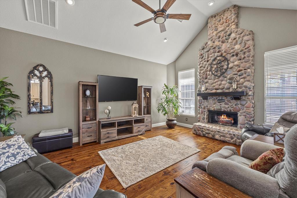 Rockwall, Texas, 75087, United States, 5 Bedrooms Bedrooms, ,4 BathroomsBathrooms,Residential,For Sale,1838484