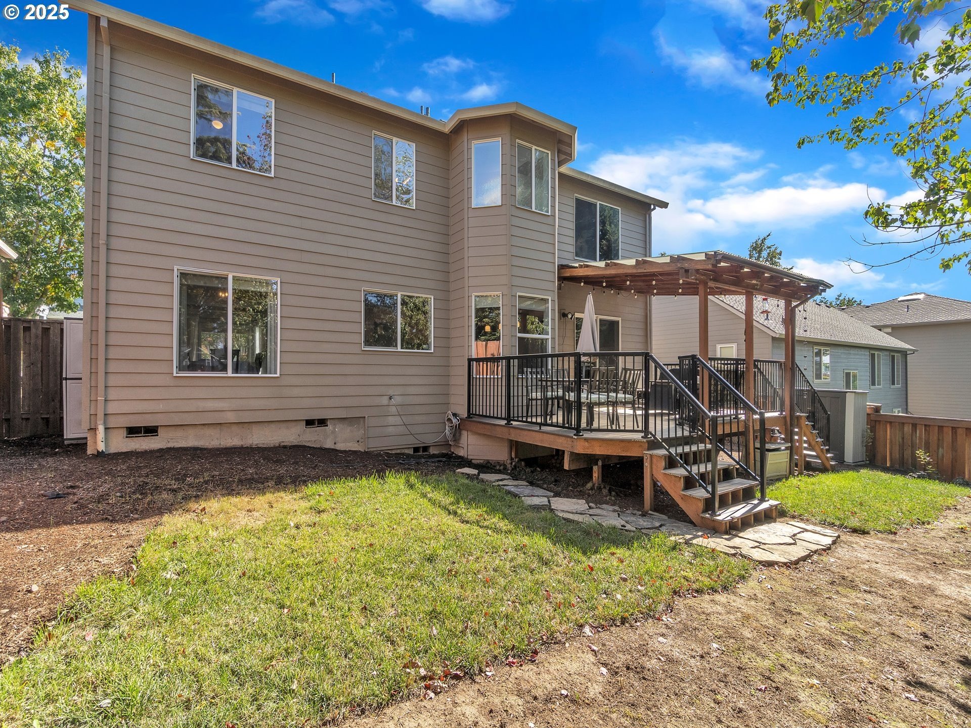 Newberg, Oregon, 97132, United States, 4 Bedrooms Bedrooms, ,3 BathroomsBathrooms,Residential,For Sale,1962580