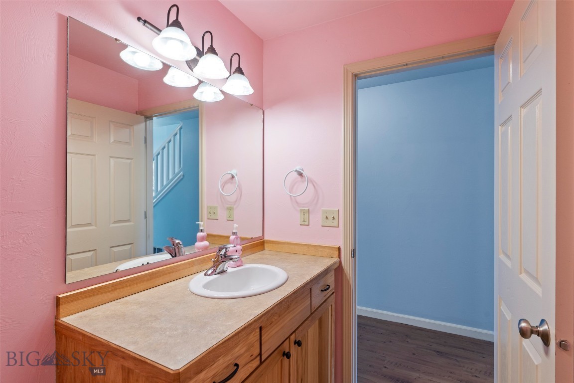 Bozeman, Montana, 59715, United States, 3 Bedrooms Bedrooms, ,3 BathroomsBathrooms,Residential,For Sale,1991519