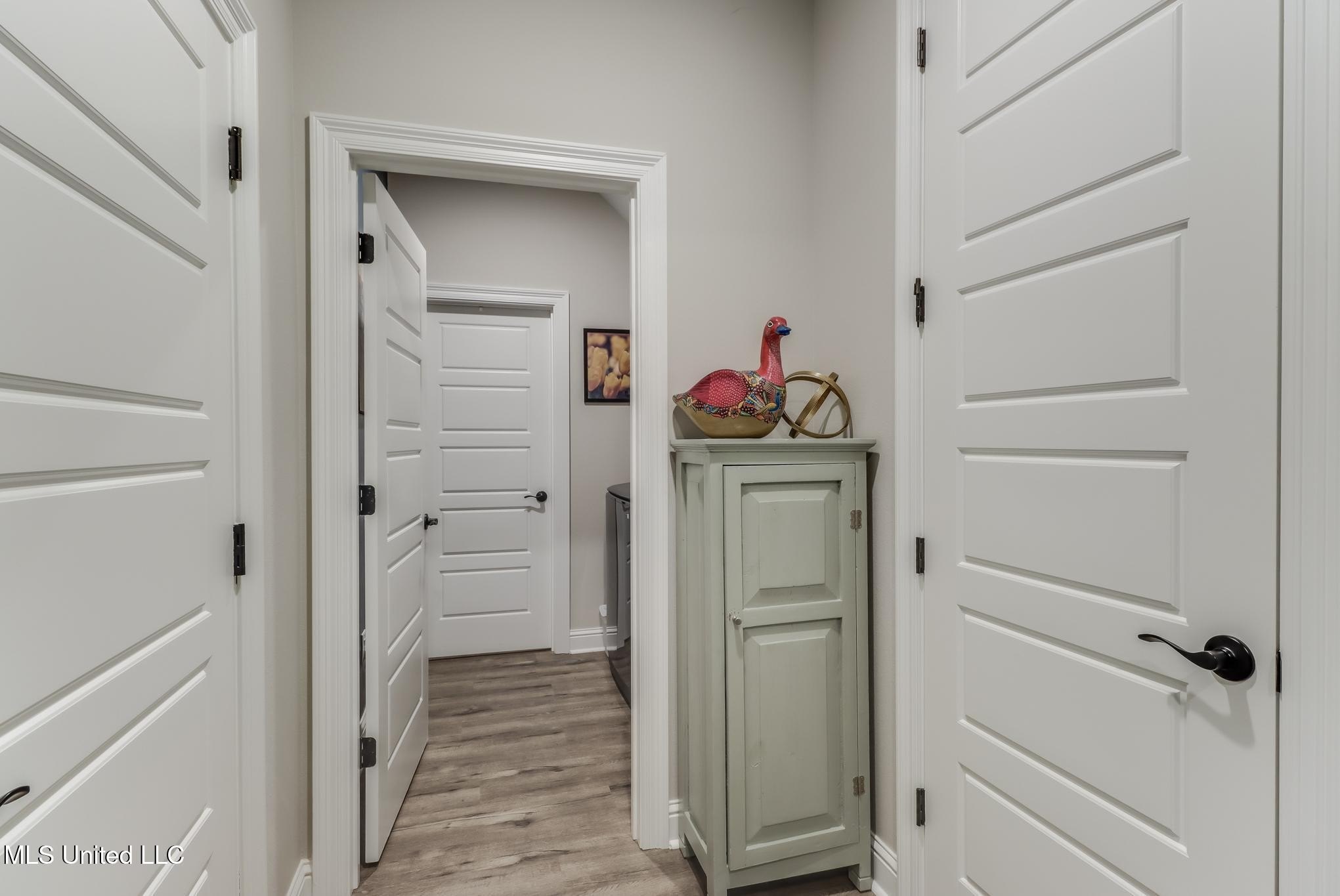 Gulfport, Mississippi, 39503, United States, 5 Bedrooms Bedrooms, ,3 BathroomsBathrooms,Residential,For Sale,2005321