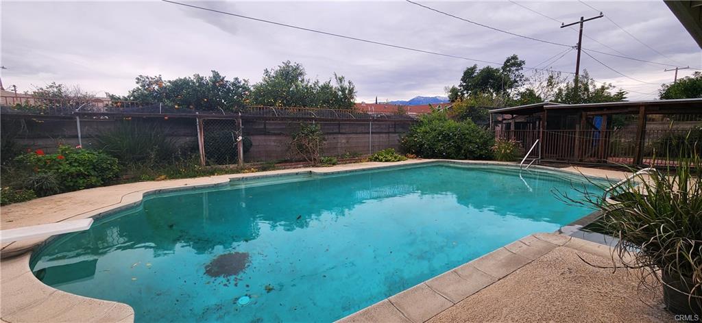 Bloomington, California, 92316, United States, 5 Bedrooms Bedrooms, ,2 BathroomsBathrooms,Residential,For Sale,2008810