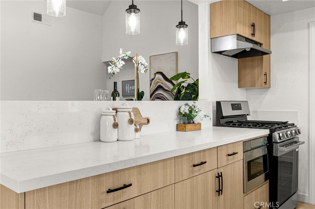 Montclair, California, 91763, United States, 4 Bedrooms Bedrooms, ,2 BathroomsBathrooms,Residential,For Sale,2048978