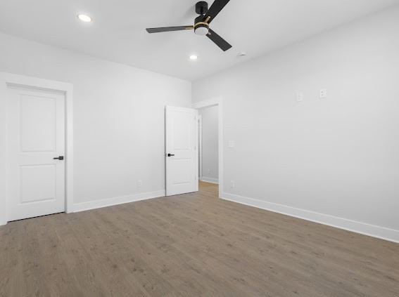 Clarksville, Tennessee, 37043, United States, 5 Bedrooms Bedrooms, ,4 BathroomsBathrooms,Residential,For Sale,1973971