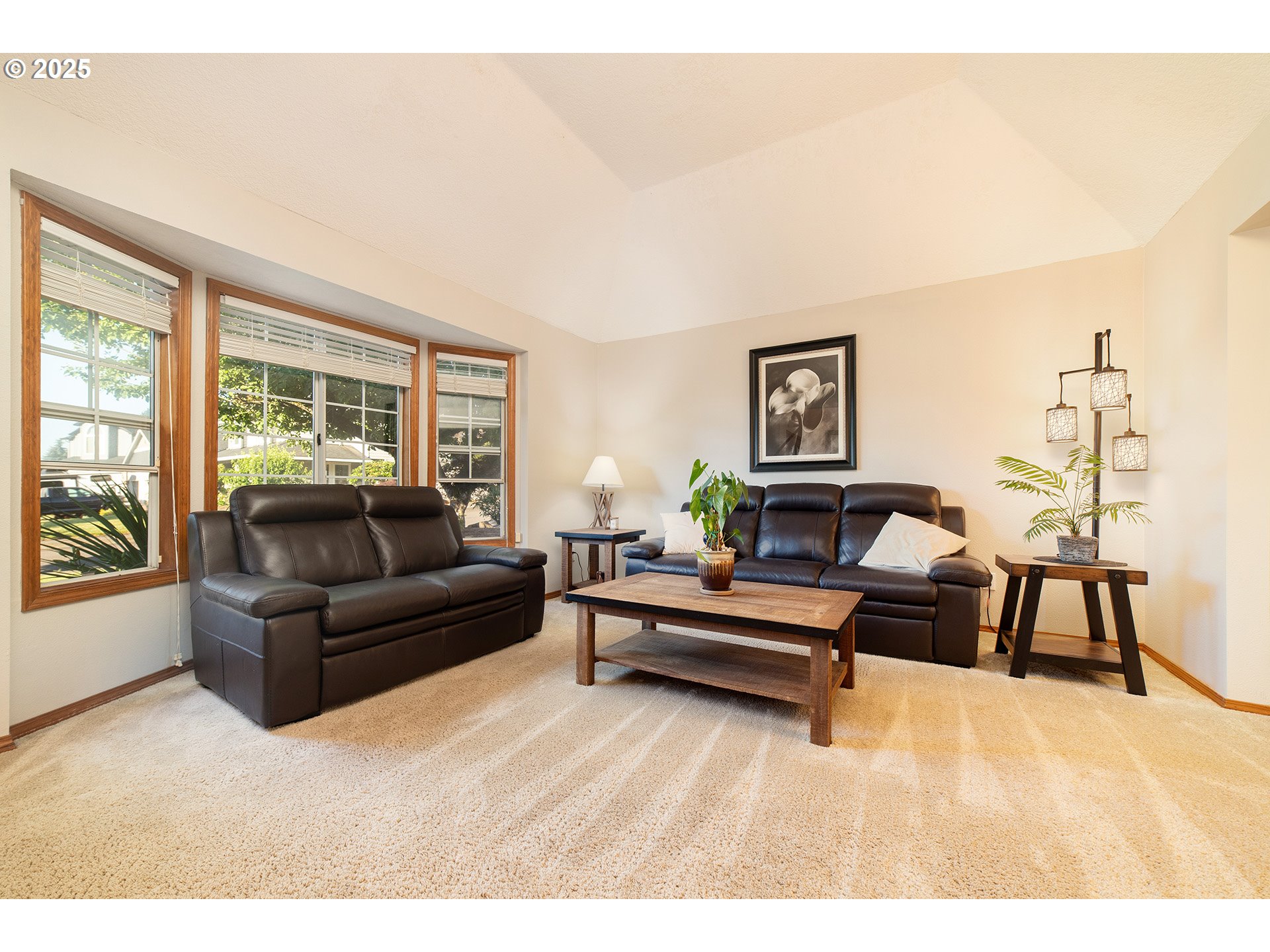 Clackamas, Oregon, 97015, United States, 3 Bedrooms Bedrooms, ,2 BathroomsBathrooms,Residential,For Sale,1868784