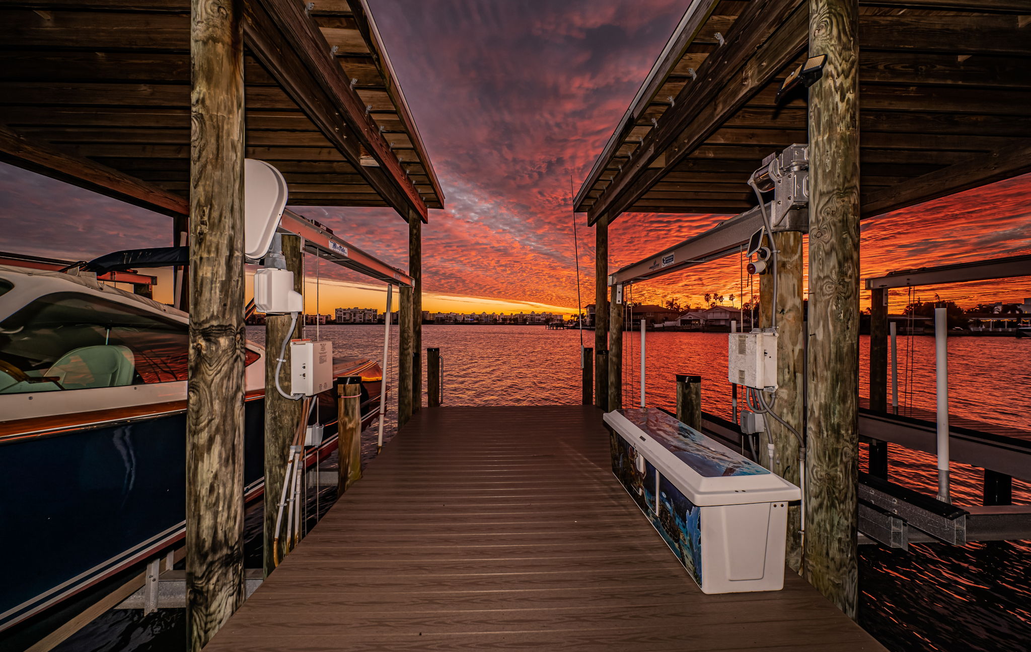 St Petersburg, Florida, 33707, United States, 5 Bedrooms Bedrooms, ,5 BathroomsBathrooms,Residential,For Sale,2007772