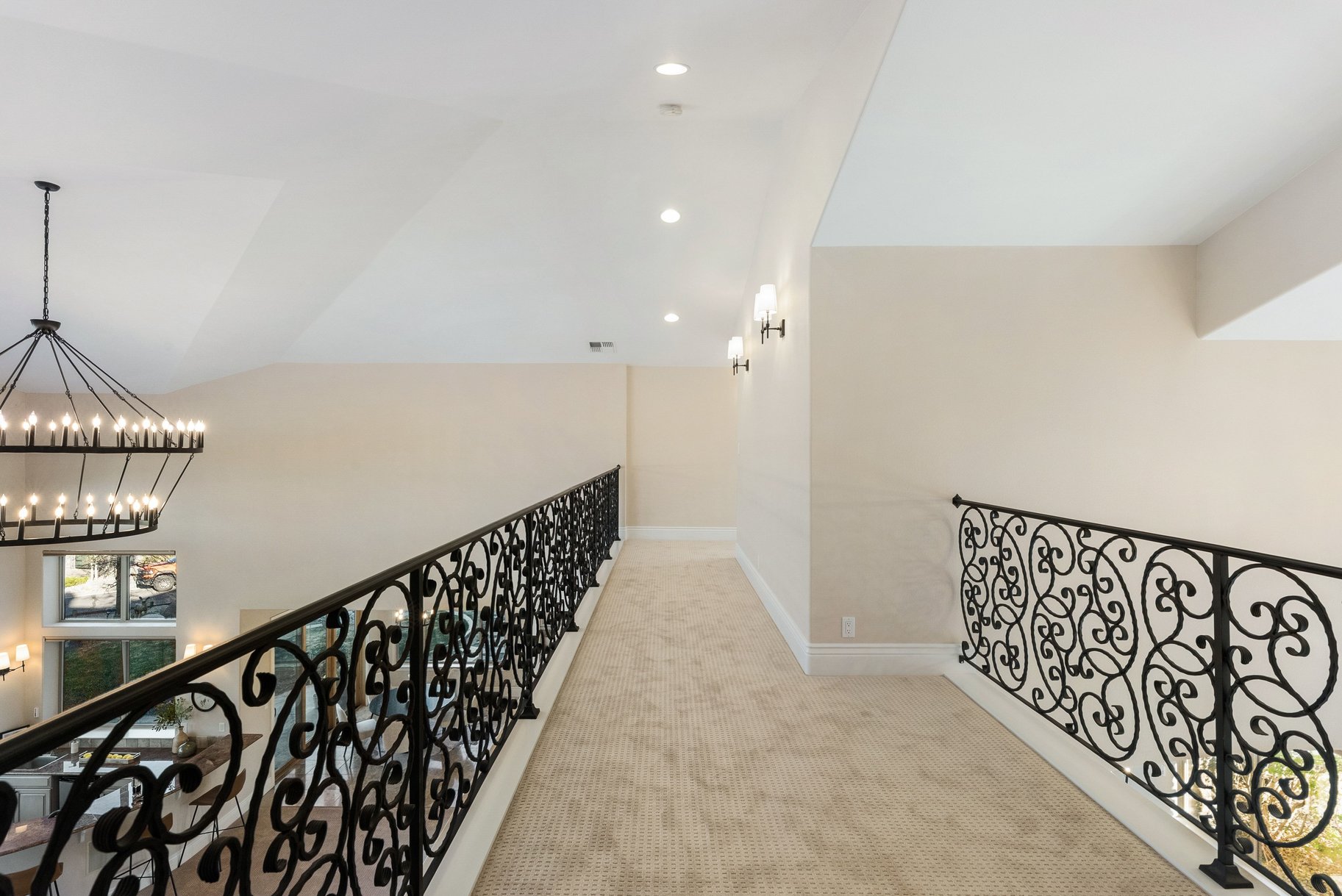  Private Mountain Estate with Elevated Views - 物件實景