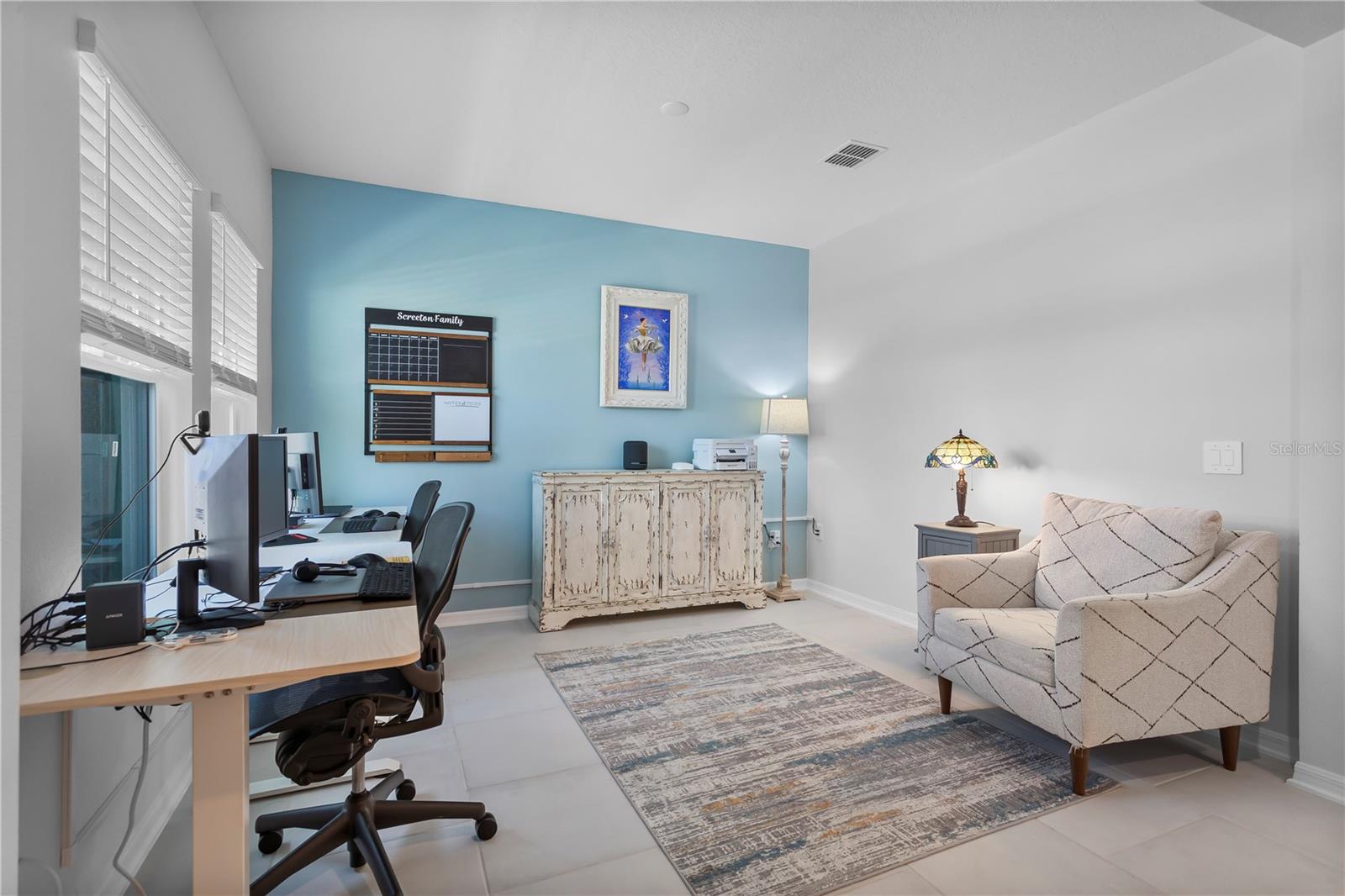 MOUNT DORA, Florida, 32757, United States, 4 Bedrooms Bedrooms, ,4 BathroomsBathrooms,Residential,For Sale,1978918