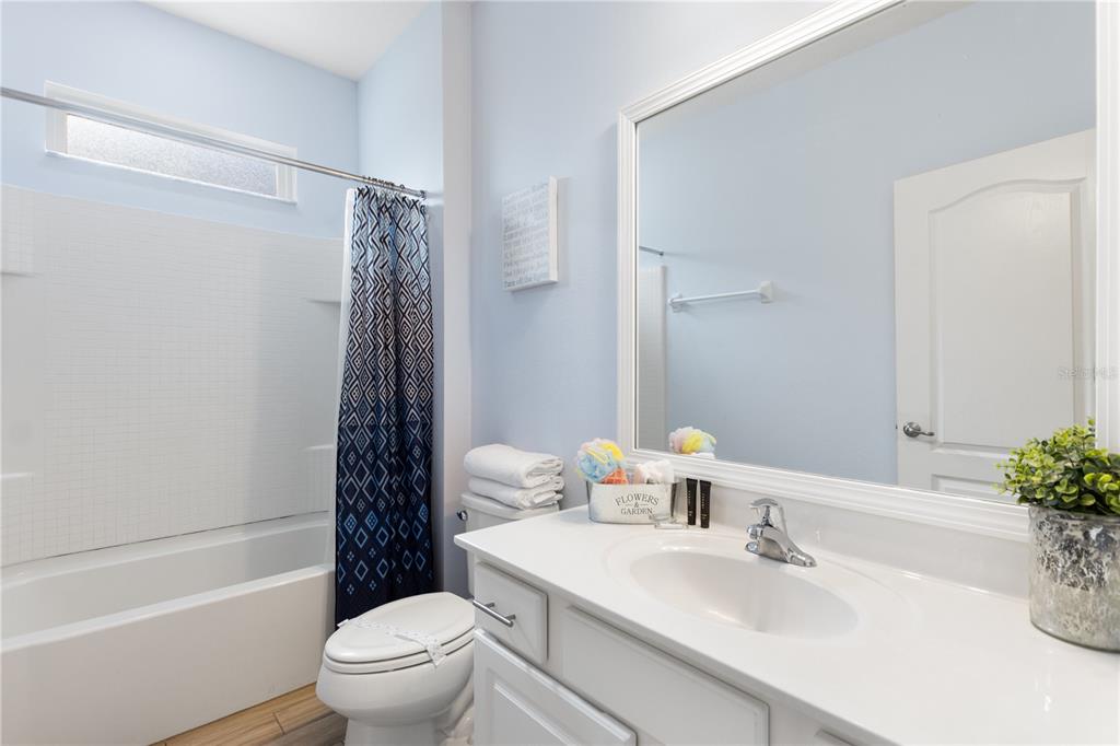 Davenport, Florida, 33837, United States, 10 Bedrooms Bedrooms, ,8 BathroomsBathrooms,Residential,For Sale,1996234