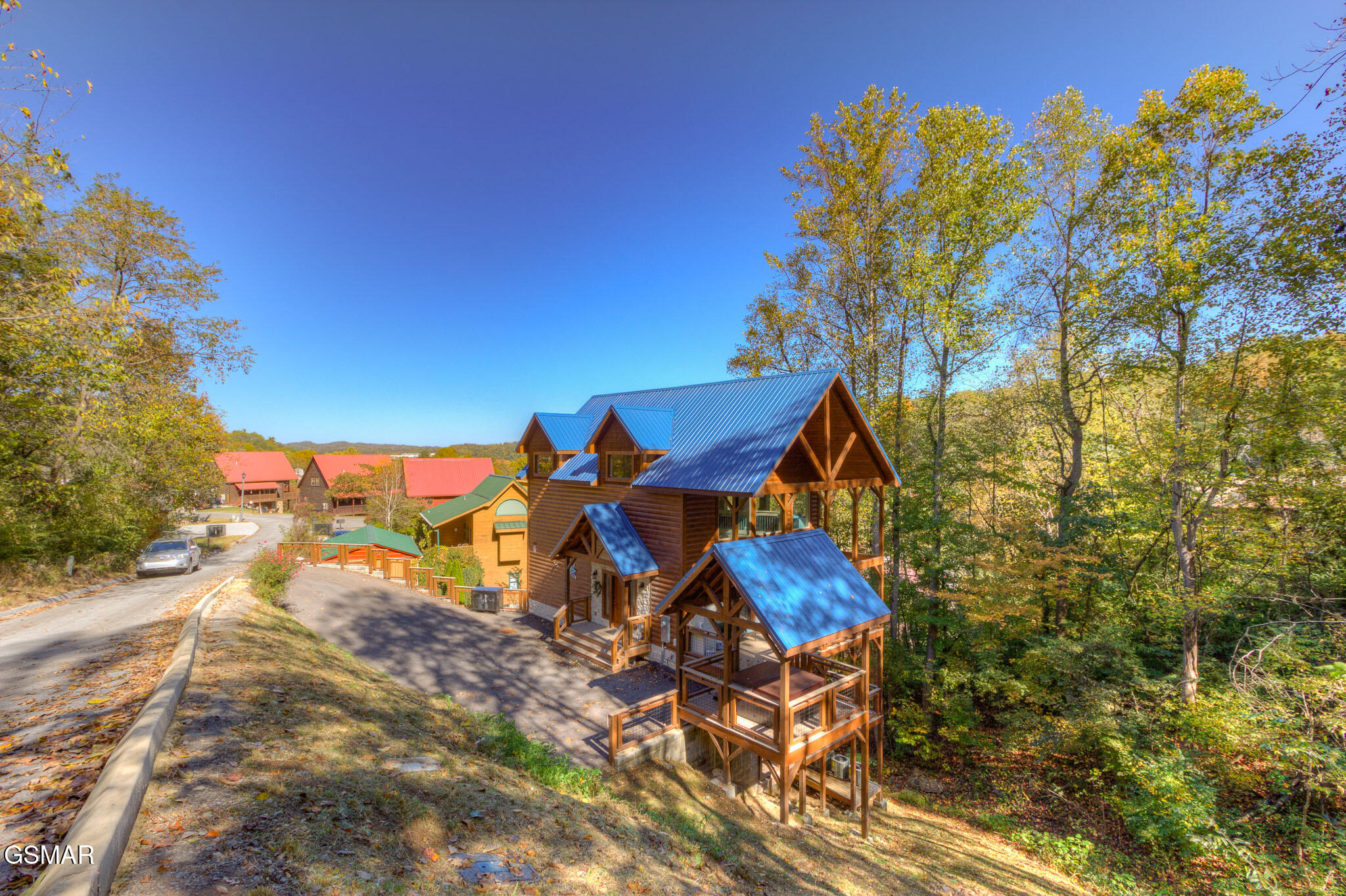 Sevierville, Tennessee, 37862, United States, 3 Bedrooms Bedrooms, ,5 BathroomsBathrooms,Residential,For Sale,1975393