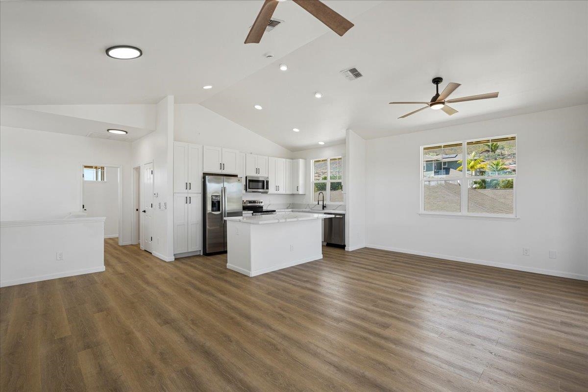 Wailuku, Hawaii, 96793, United States, 3 Bedrooms Bedrooms, ,3 BathroomsBathrooms,Residential,For Sale,1960947