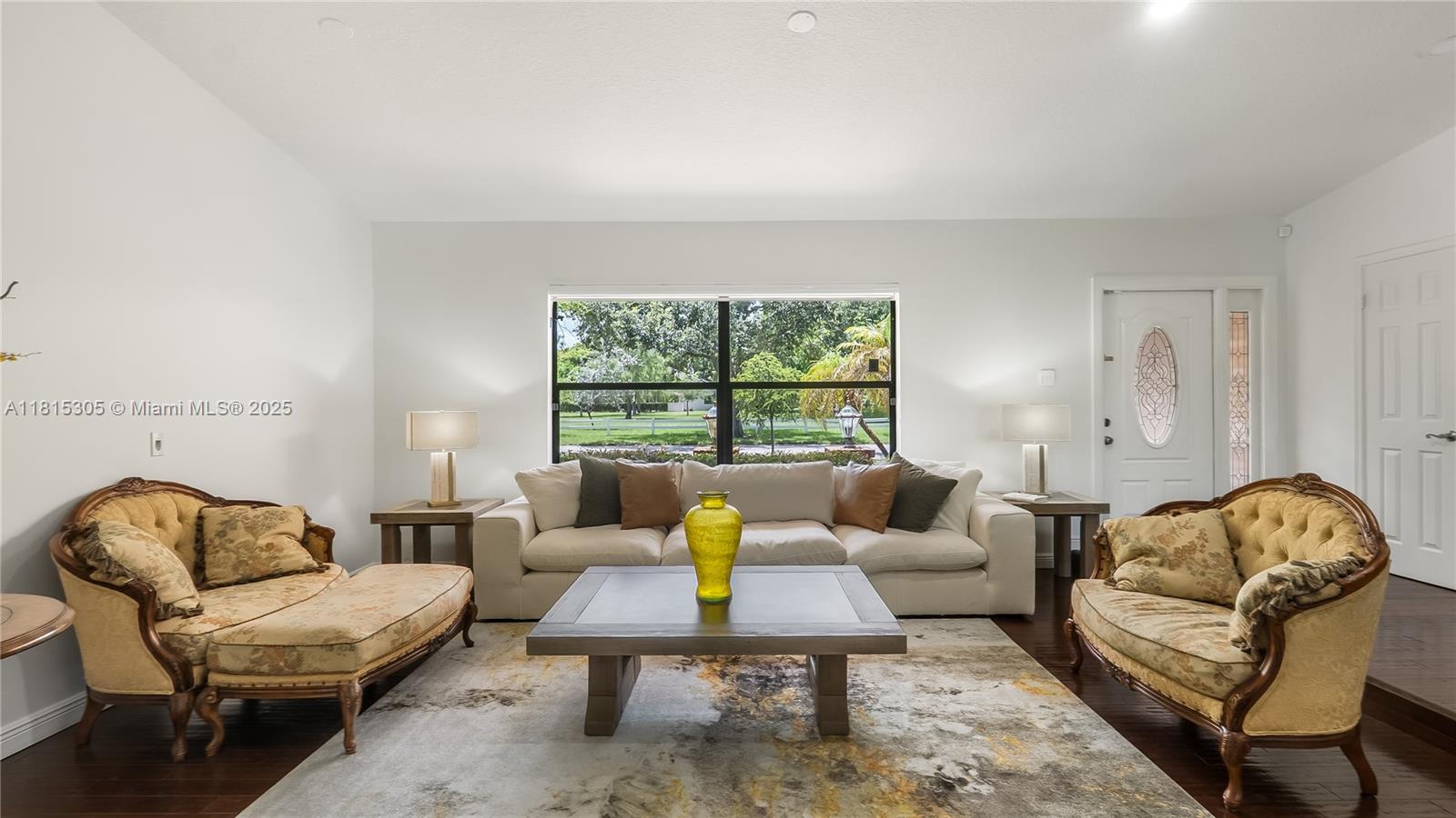Coral Springs, Florida, 33071, United States, 3 Bedrooms Bedrooms, ,2 BathroomsBathrooms,Residential,For Sale,1857646