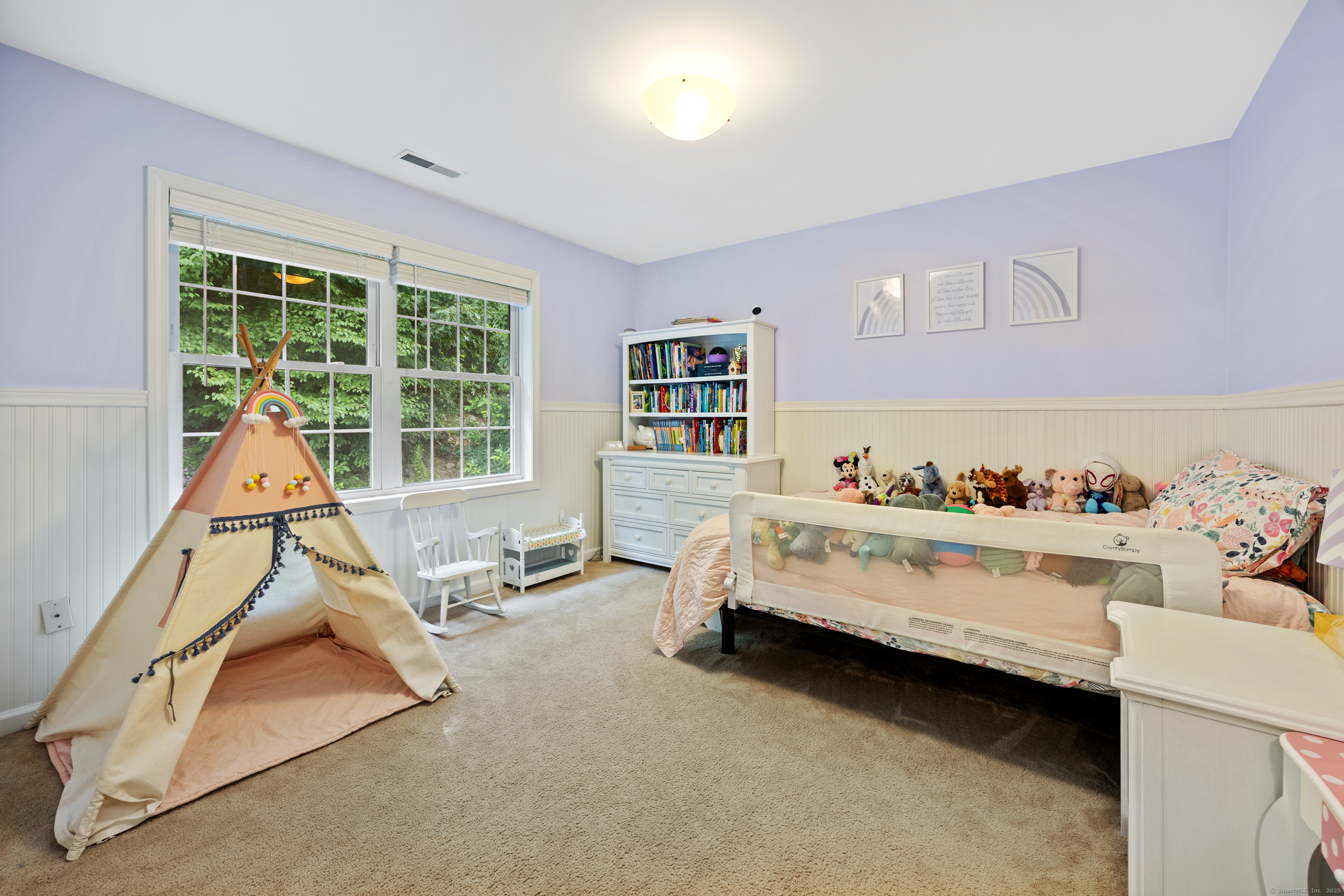 Naugatuck, Connecticut, 06770, United States, 4 Bedrooms Bedrooms, ,3 BathroomsBathrooms,Residential,For Sale,1938960