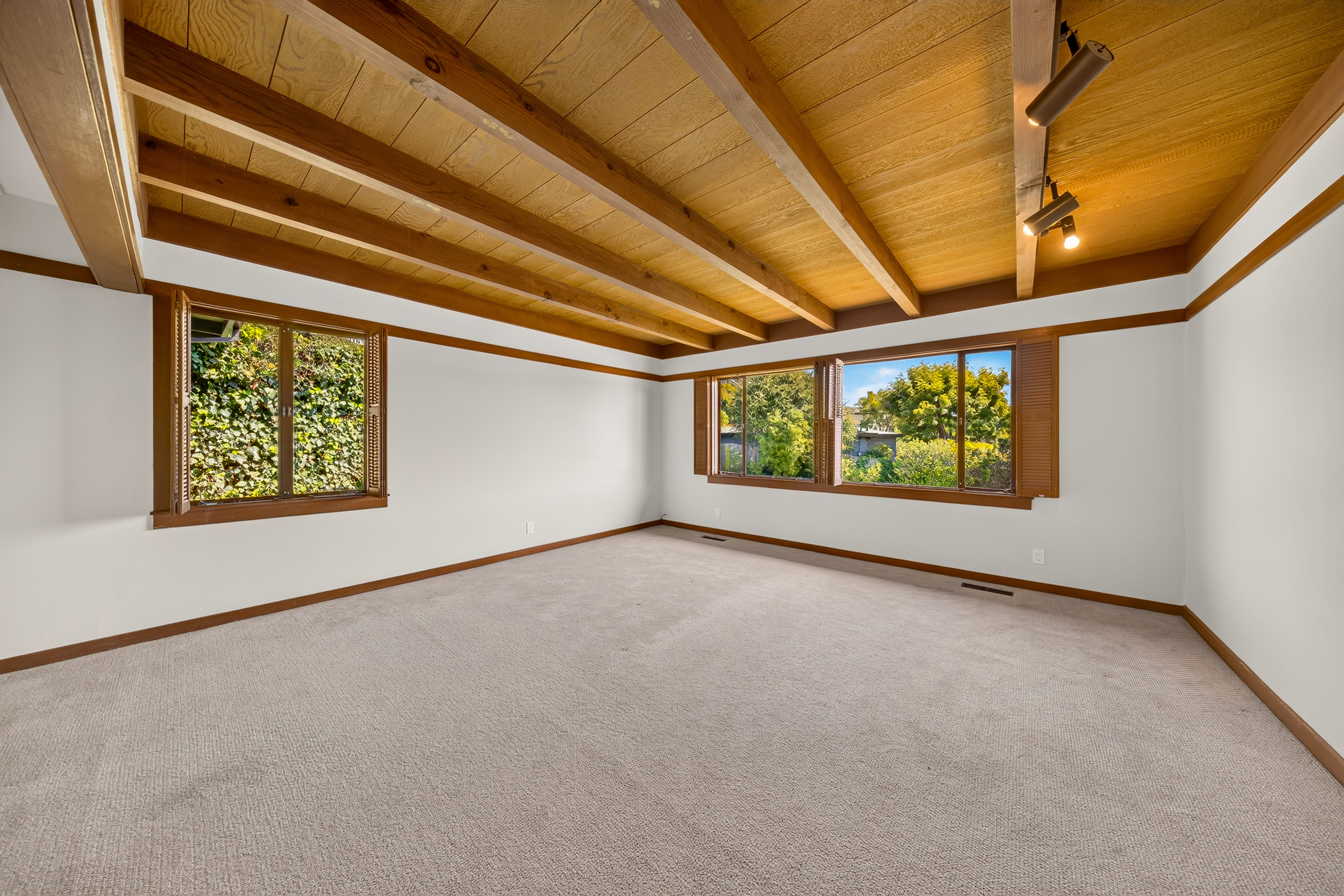  Mid-Century Character. Bay Views. A Rare Tiburon Opportunity - 物件實景