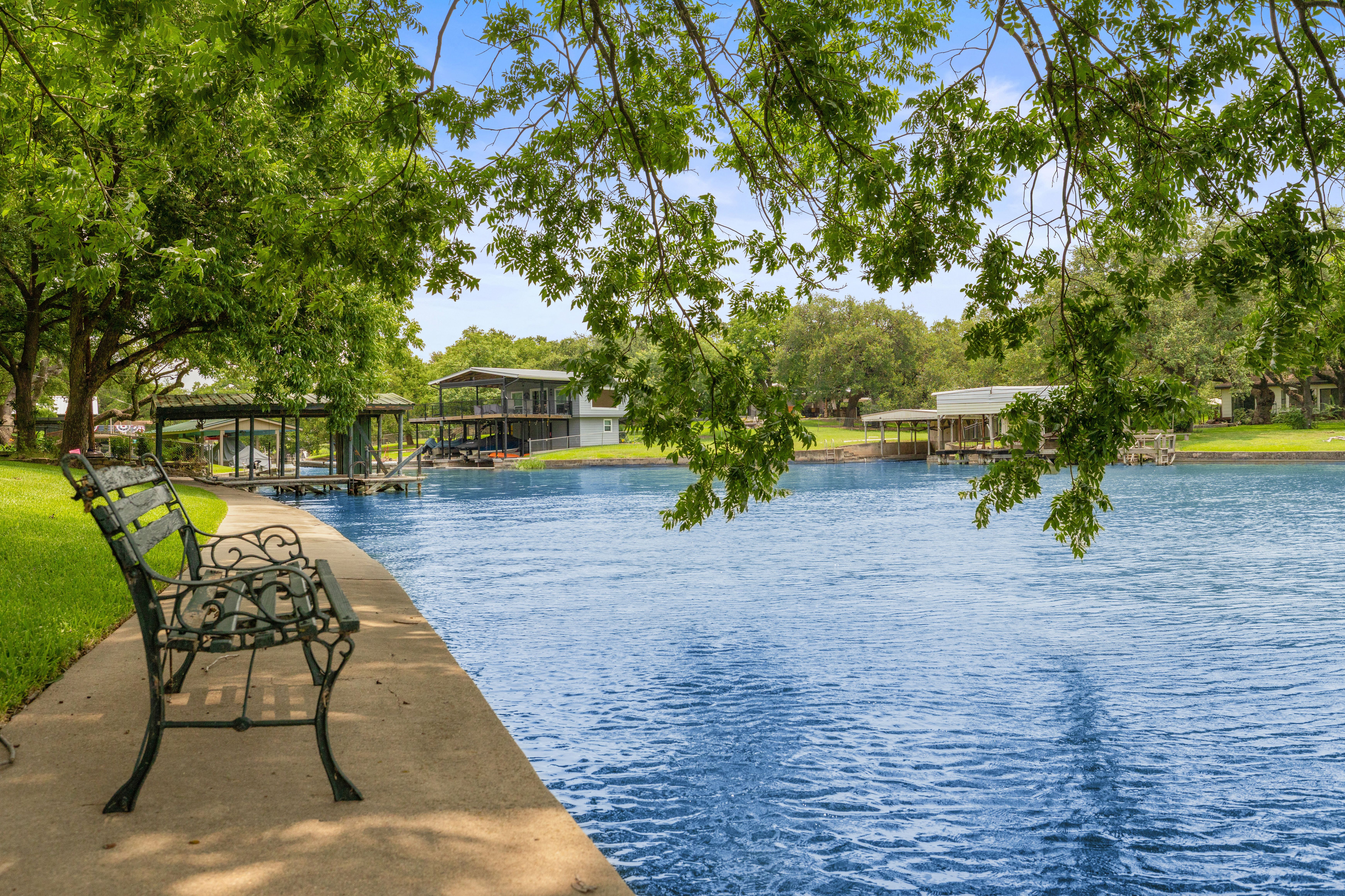 Prime Lake LBJ Waterfront Opportunity - 物件實景