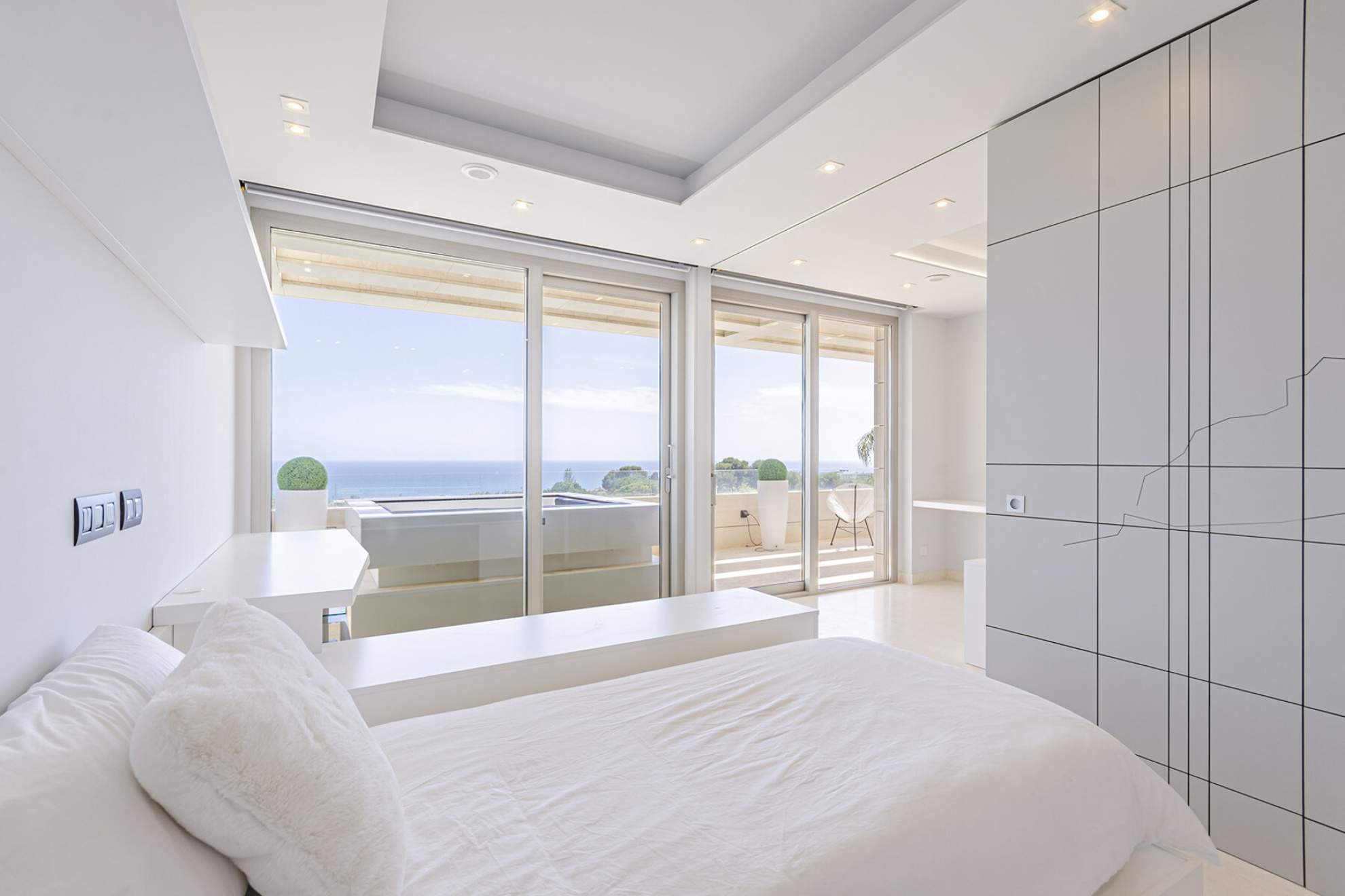 Modern villa with extraordinary ocean, golf and city views - 物件實景