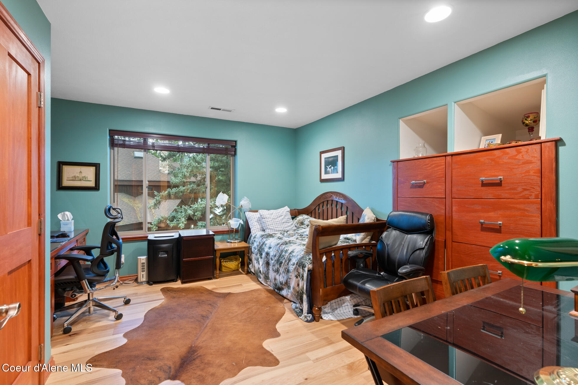 Newport, Washington, 99156, United States, 3 Bedrooms Bedrooms, ,3 BathroomsBathrooms,Residential,For Sale,1900735