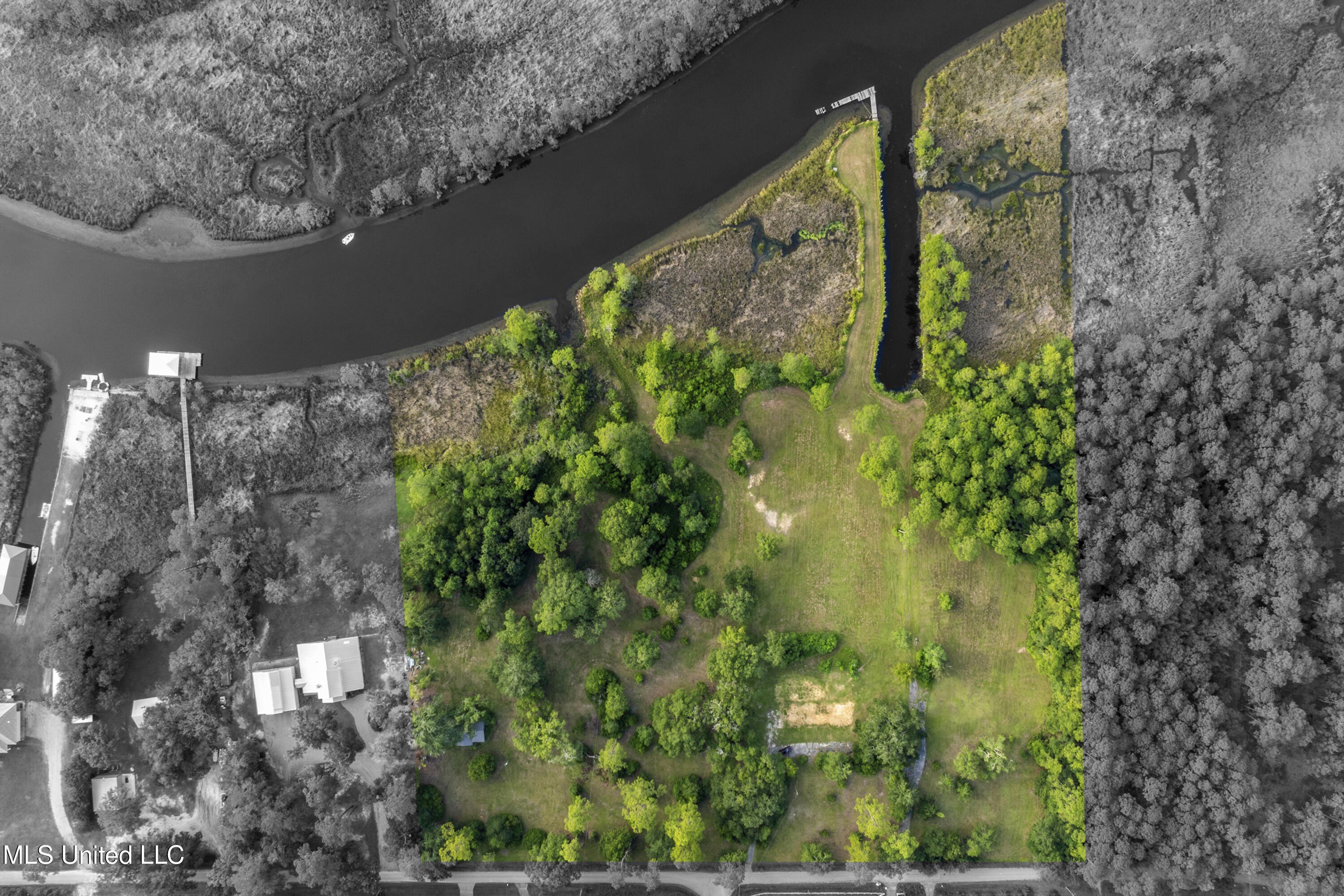 Ocean Springs, Mississippi, 39564, United States, ,Land,For Sale,1978678