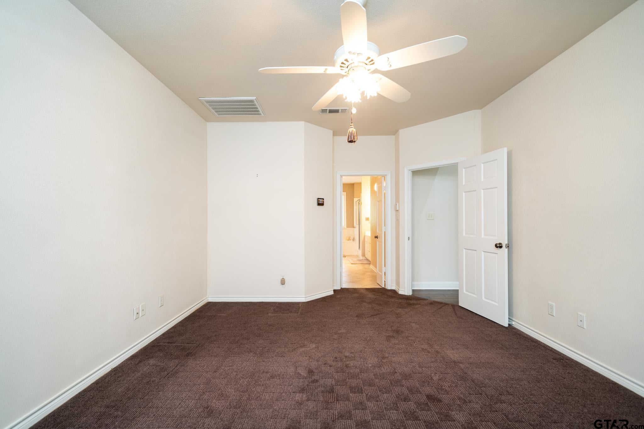 Pittsburg, Texas, 75686, United States, 4 Bedrooms Bedrooms, ,3 BathroomsBathrooms,Residential,For Sale,1839930