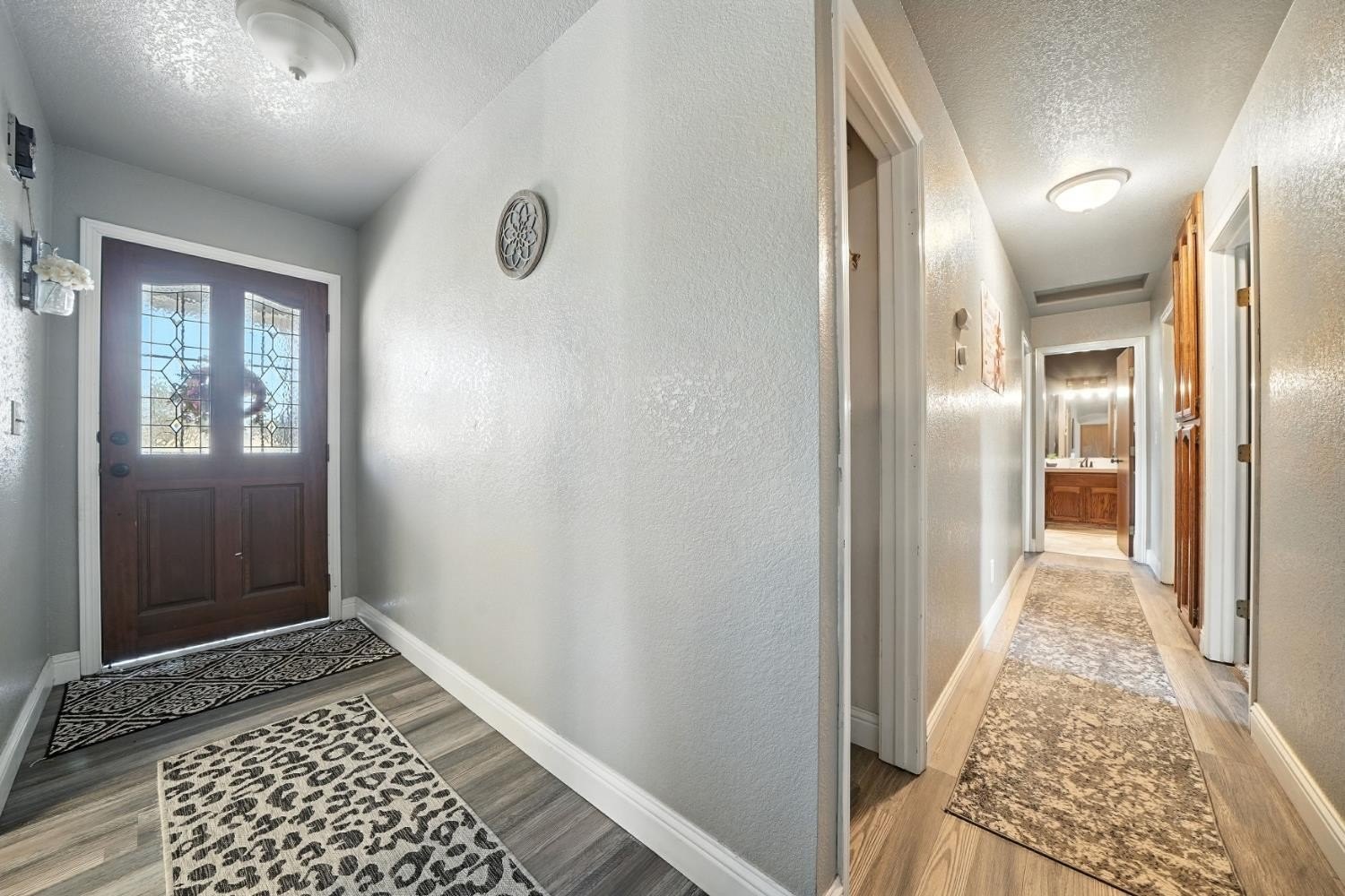 Valley Springs, California, 95252, United States, 3 Bedrooms Bedrooms, ,2 BathroomsBathrooms,Residential,For Sale,1984157