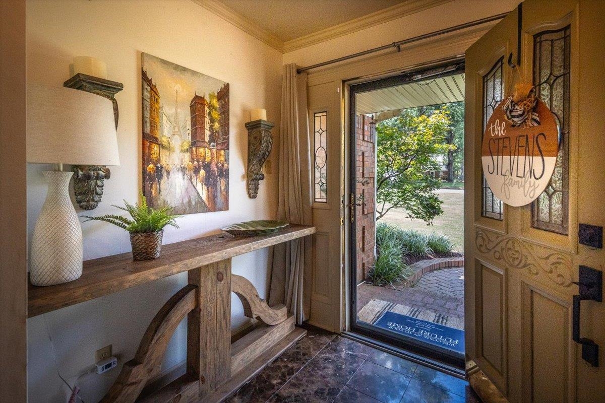 Collierville, Tennessee, 38017, United States, 4 Bedrooms Bedrooms, ,2 BathroomsBathrooms,Residential,For Sale,1911885
