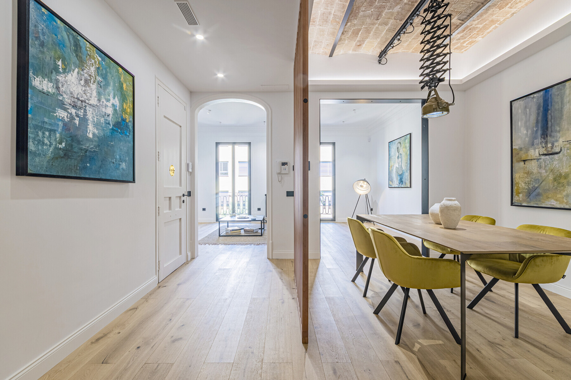  Exclusive brand new home in a regal estate on Mallorca Street - 物件實景