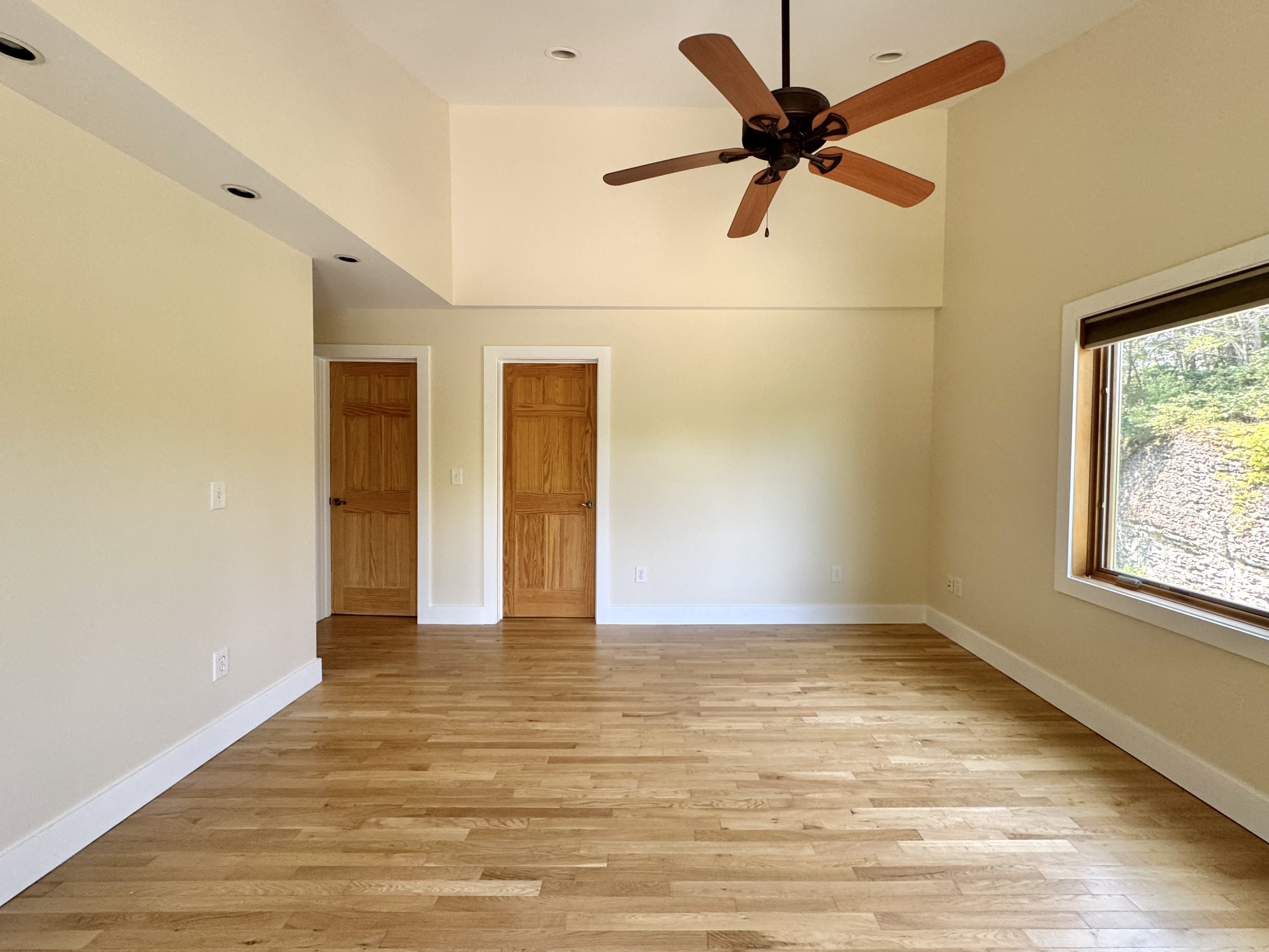 Catskill, New York, 12414, United States, 3 Bedrooms Bedrooms, ,3 BathroomsBathrooms,Residential,For Sale,1900637