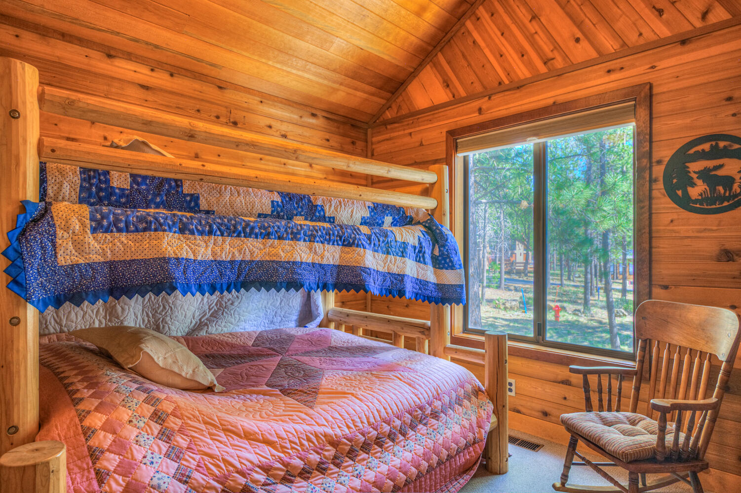 Sunriver, Oregon, 97707, United States, 3 Bedrooms Bedrooms, ,2 BathroomsBathrooms,Residential,For Sale,1978844