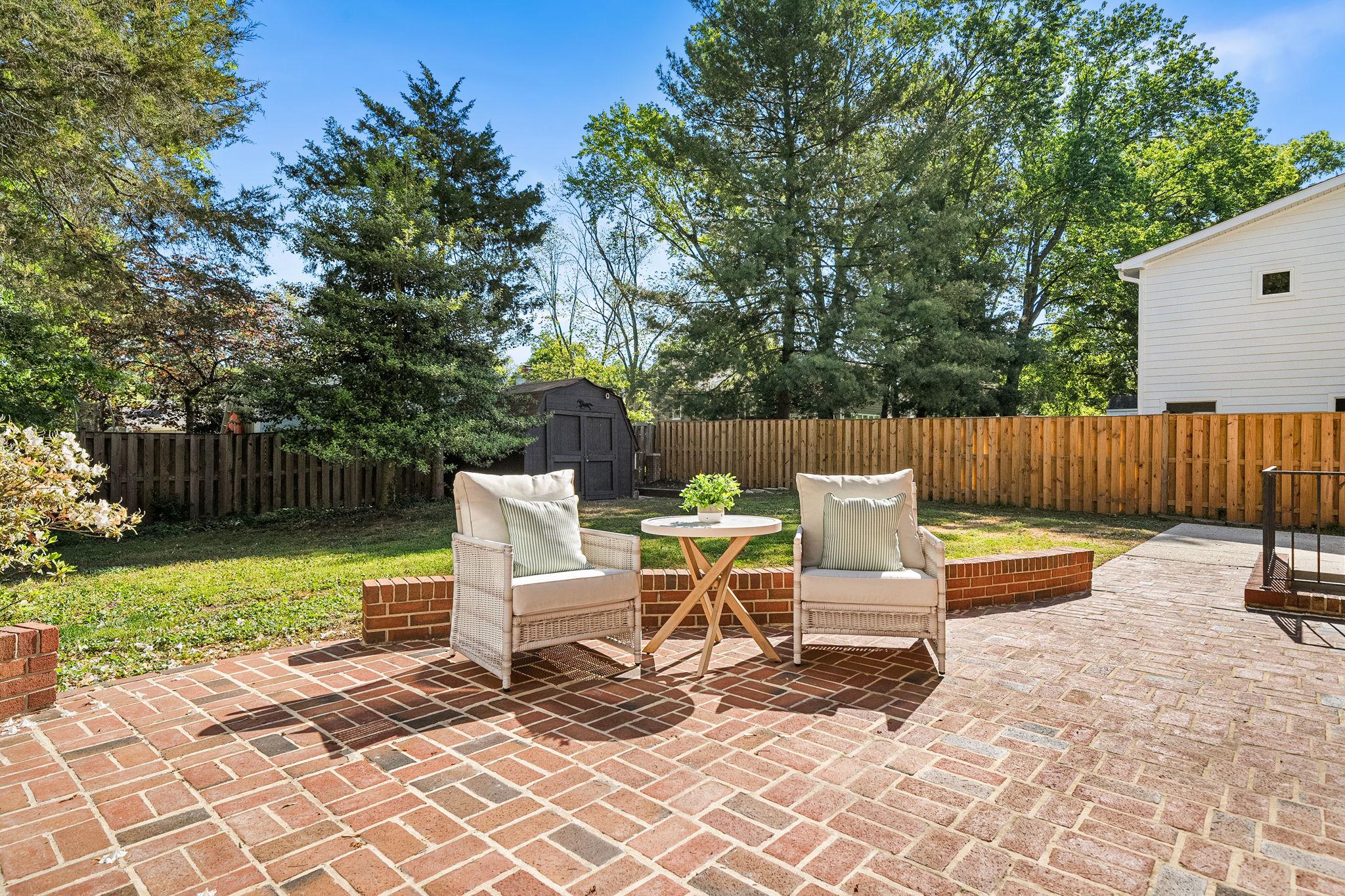  914 Waynewood Boulevard, Alexandria, VA, 22308 - 物件實景