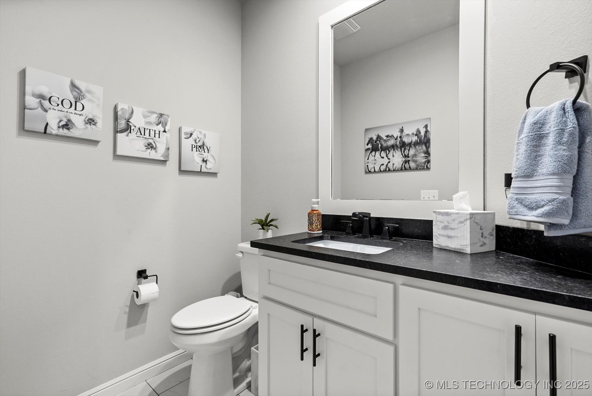 Owasso, Oklahoma, 74055, United States, 3 Bedrooms Bedrooms, ,4 BathroomsBathrooms,Residential,For Sale,1986225