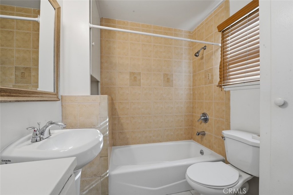 San Gabriel, California, 91775, United States, 3 Bedrooms Bedrooms, ,3 BathroomsBathrooms,Residential,For Sale,2003322