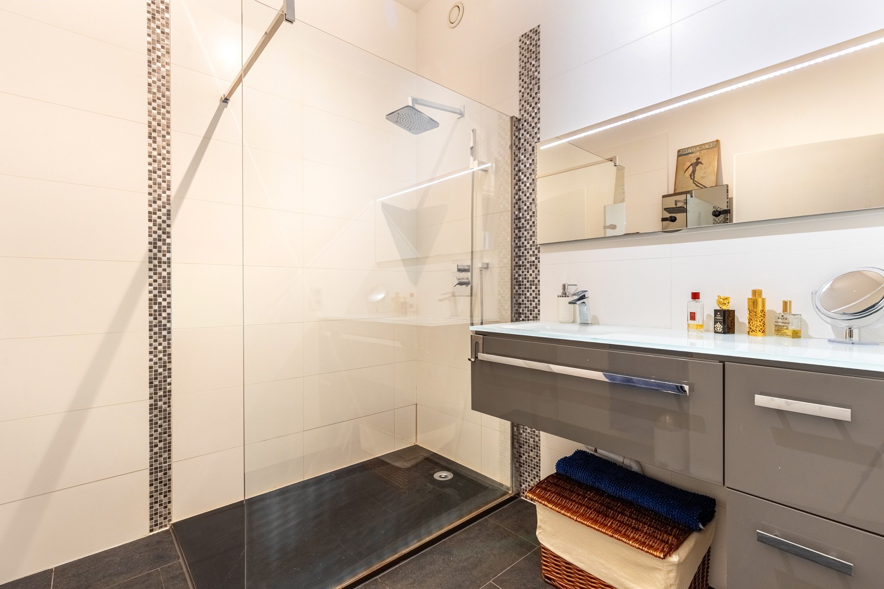  BORDEAUX - TRIANGLE - EXCEPTIONAL RENOVATED APARTMENT - 3 BEDROOMS - ELEVATOR -… - 物件實景
