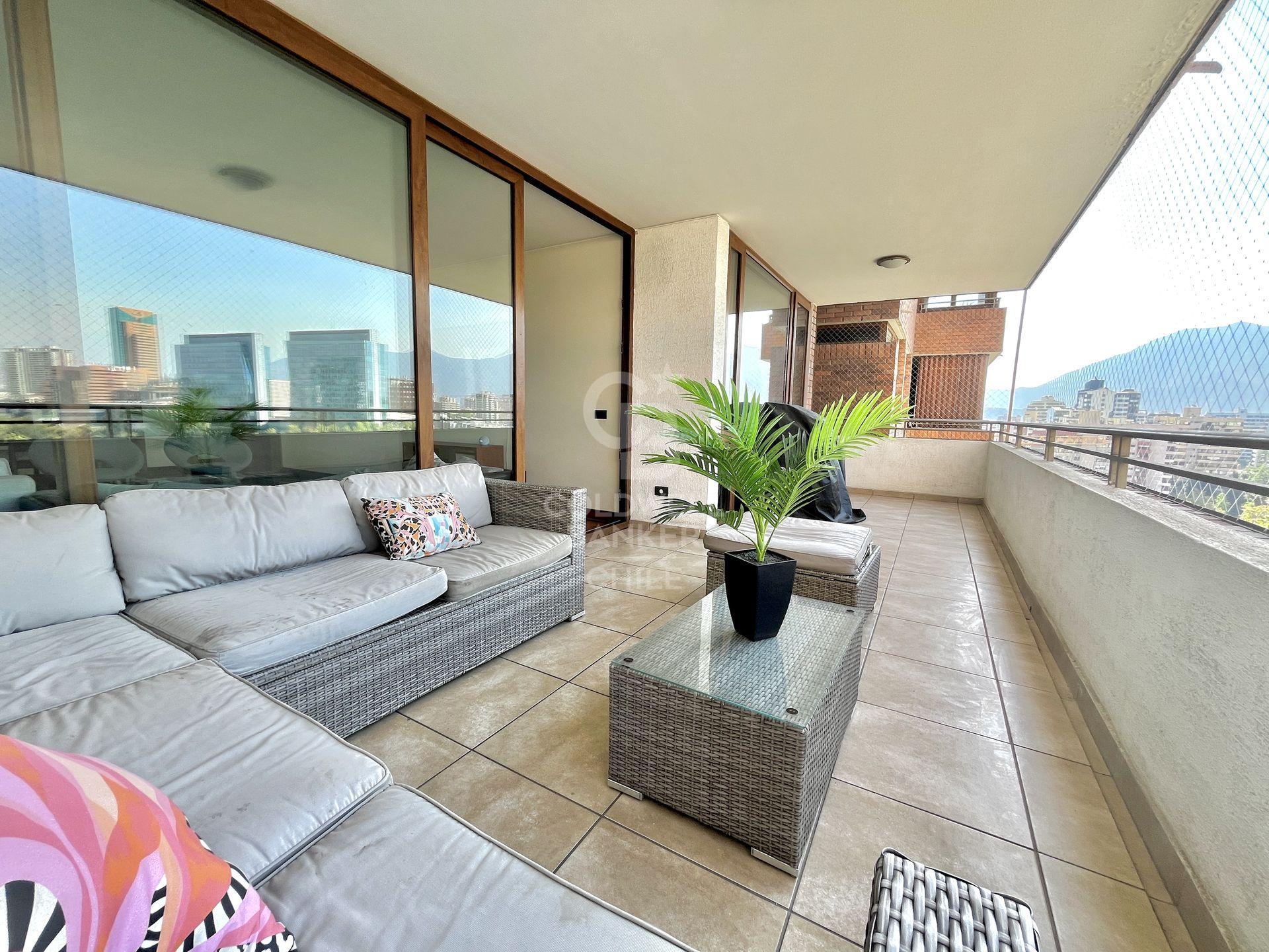 Las Condes, Chile, 3 Bedrooms Bedrooms, ,3 BathroomsBathrooms,Residential,For Sale,1786427