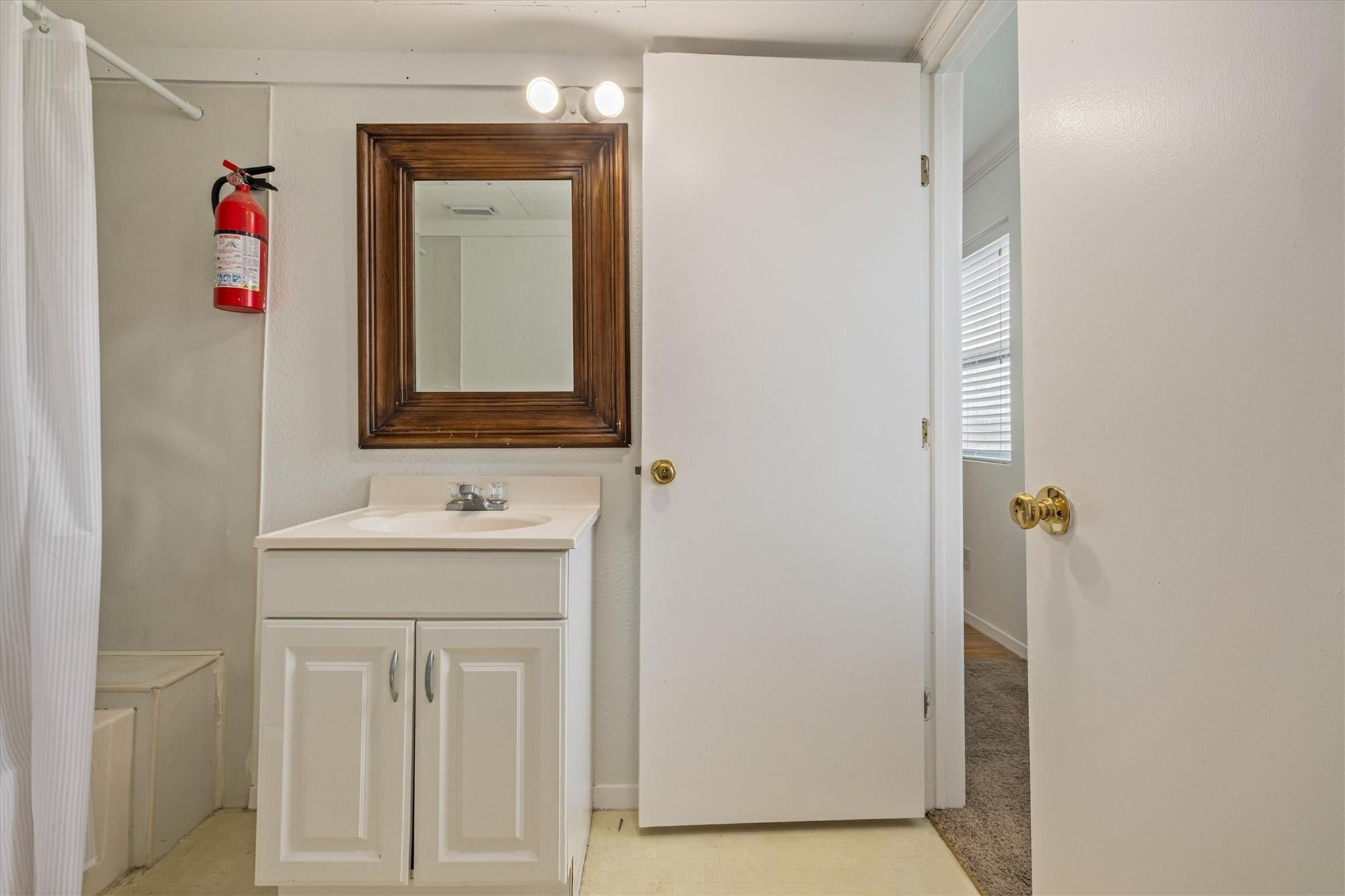 Galveston, Texas, 77551, United States, 4 Bedrooms Bedrooms, ,3 BathroomsBathrooms,Residential,For Sale,1934515