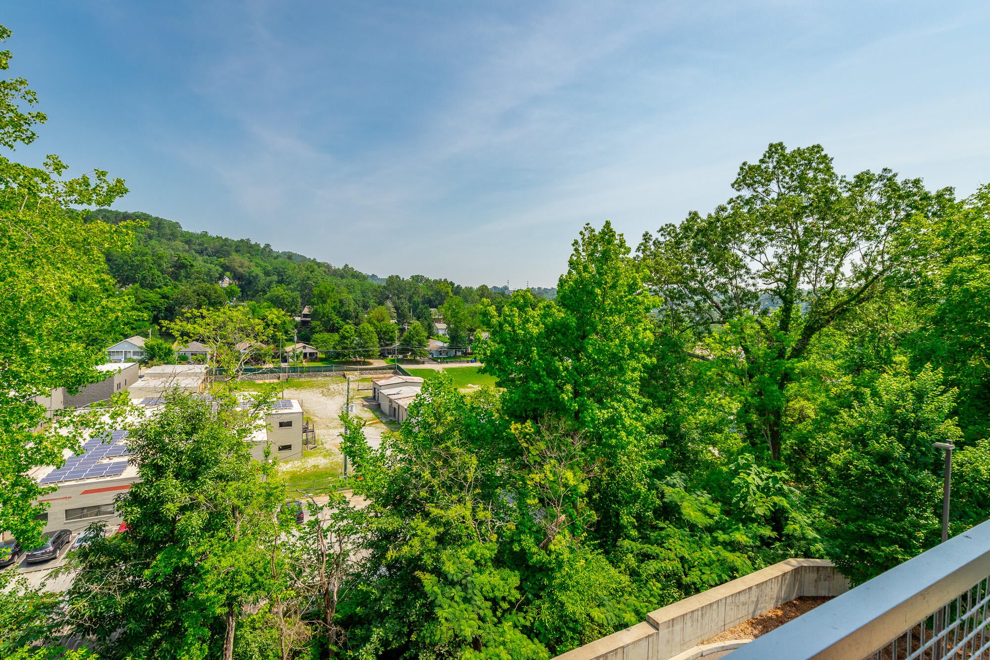 Chattanooga, Tennessee, 37405, United States, 2 Bedrooms Bedrooms, ,2 BathroomsBathrooms,Residential,For Sale,1875132