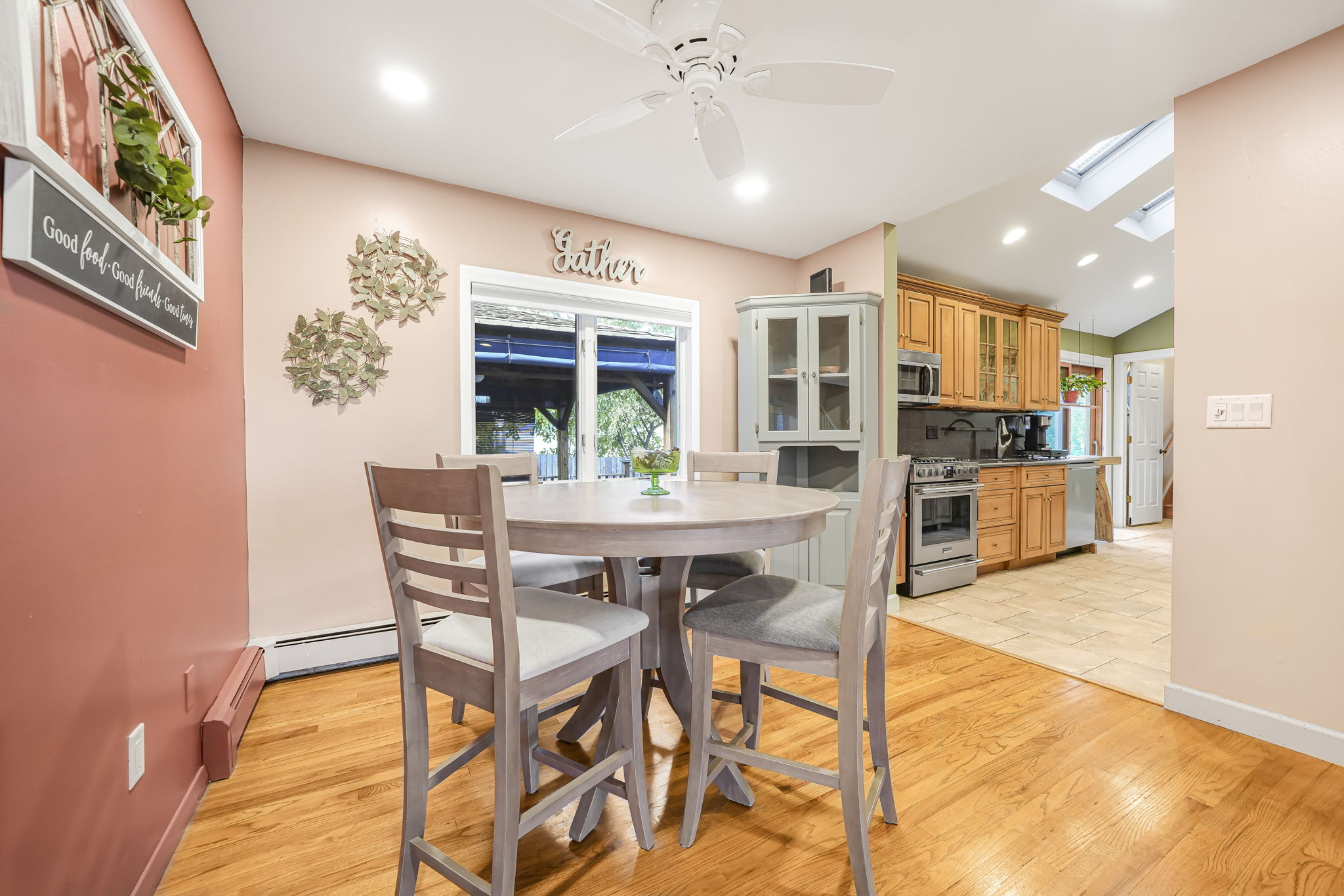 Lincoln Park, New Jersey, 07035, United States, 6 Bedrooms Bedrooms, ,4 BathroomsBathrooms,Residential,For Sale,1986151