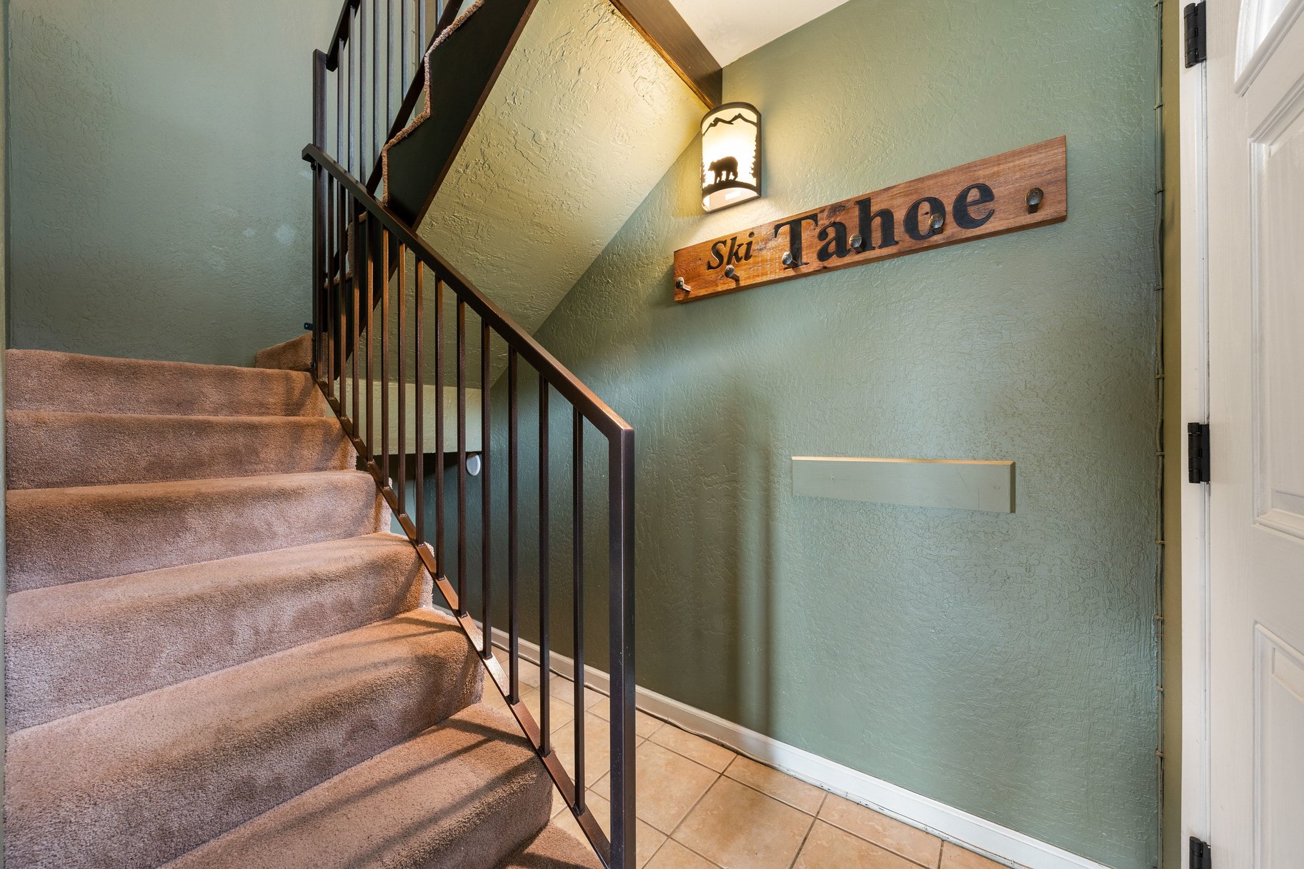  Tahoe Keys Condo - 物件實景
