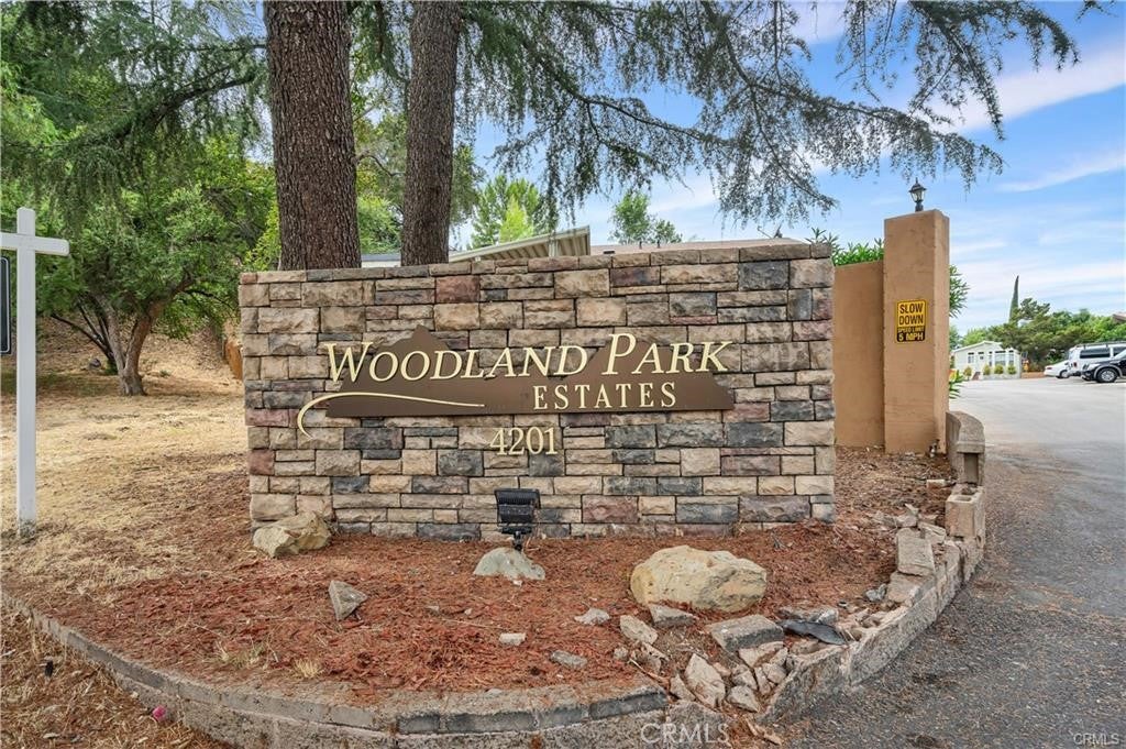 Woodland Hills, California, 91364, United States, 3 Bedrooms Bedrooms, ,2 BathroomsBathrooms,Residential,For Sale,1895841
