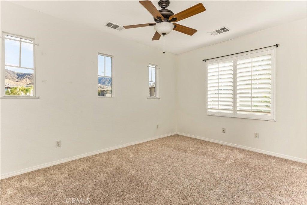 Highland, California, 92346, United States, 5 Bedrooms Bedrooms, ,5 BathroomsBathrooms,Residential,For Sale,1989215