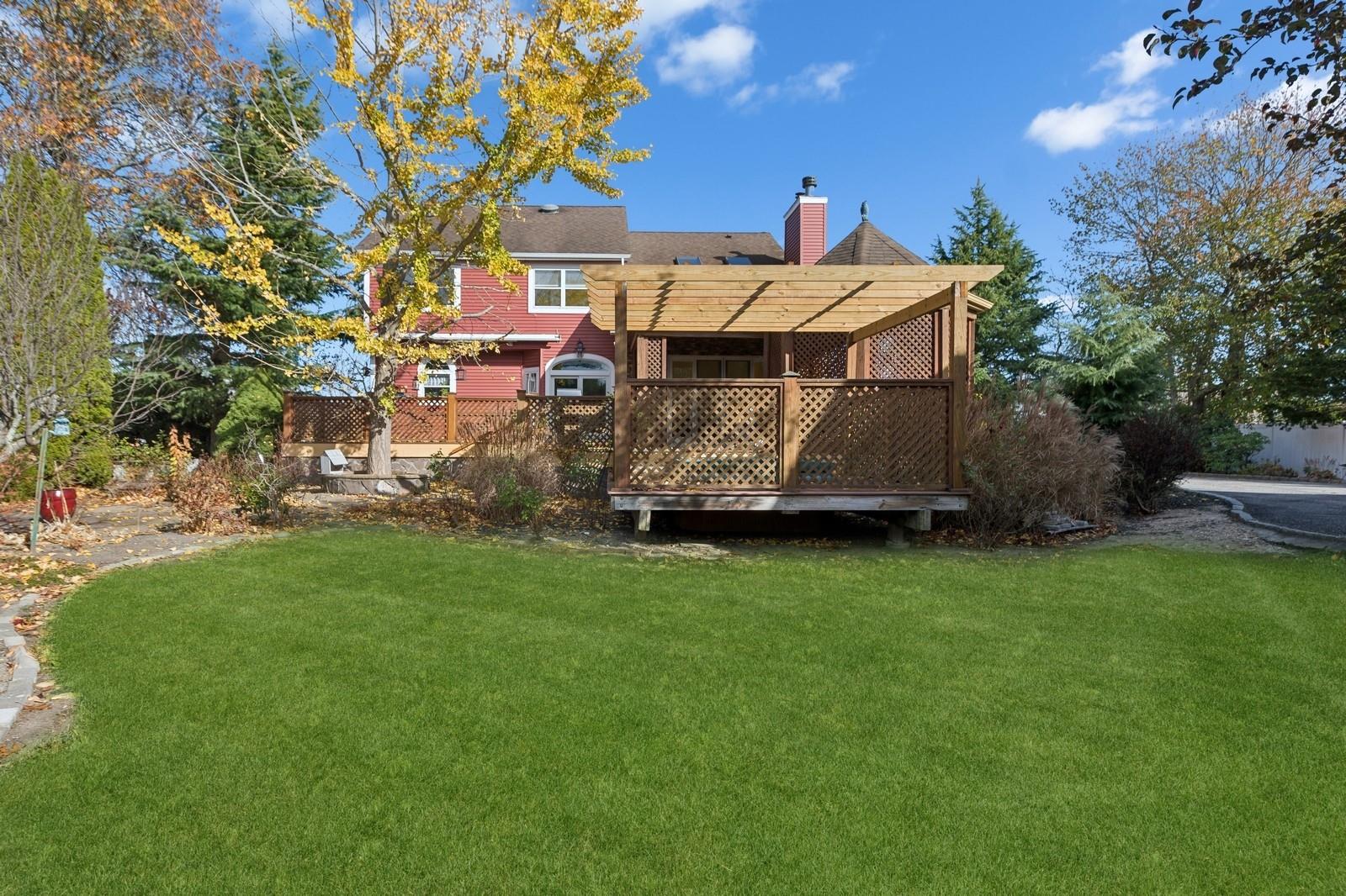 Aquebogue, New York, 11931, United States, 4 Bedrooms Bedrooms, ,3 BathroomsBathrooms,Residential,For Sale,1838532