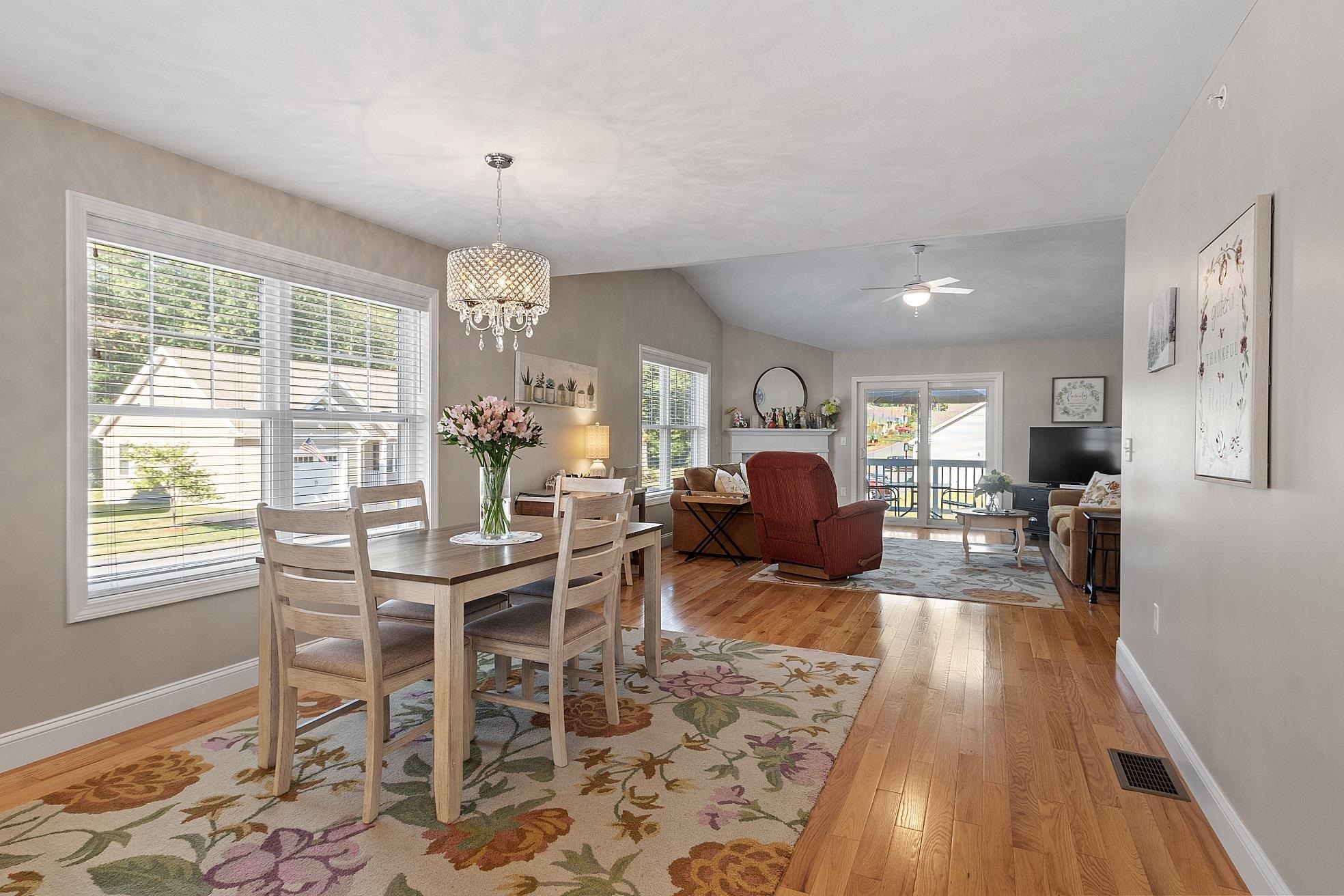 Pelham, New Hampshire, 03076, United States, 2 Bedrooms Bedrooms, ,2 BathroomsBathrooms,Residential,For Sale,1941586