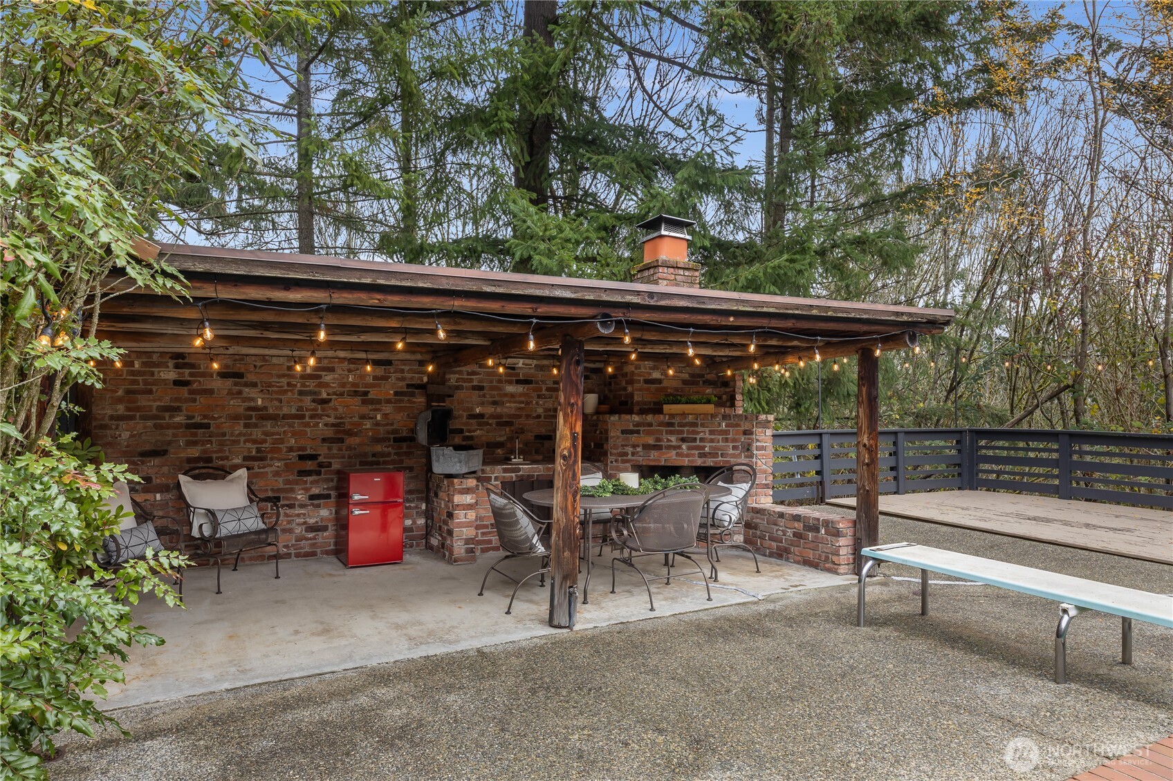 Bellevue, Washington, 98008, United States, 5 Bedrooms Bedrooms, ,2 BathroomsBathrooms,Residential,For Sale,2003304